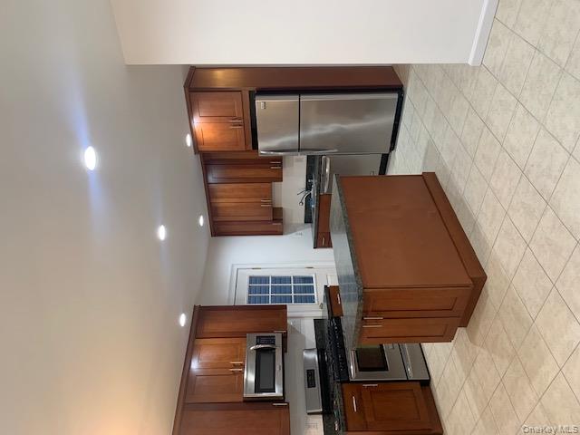 86 Brookline Avenue, East Atlantic Beach, NY 11561