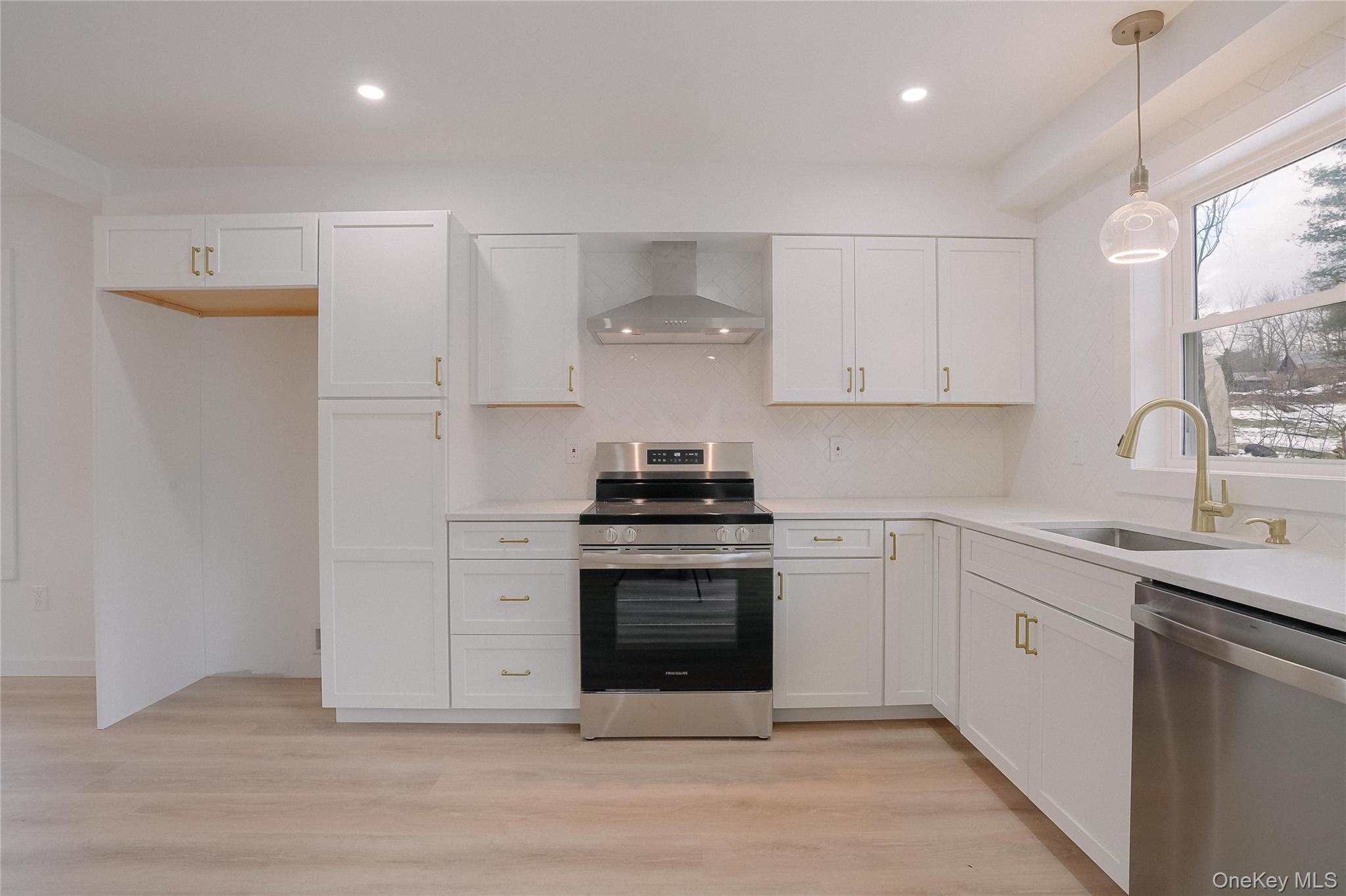 17 Maple Street, Glenham, NY 12508