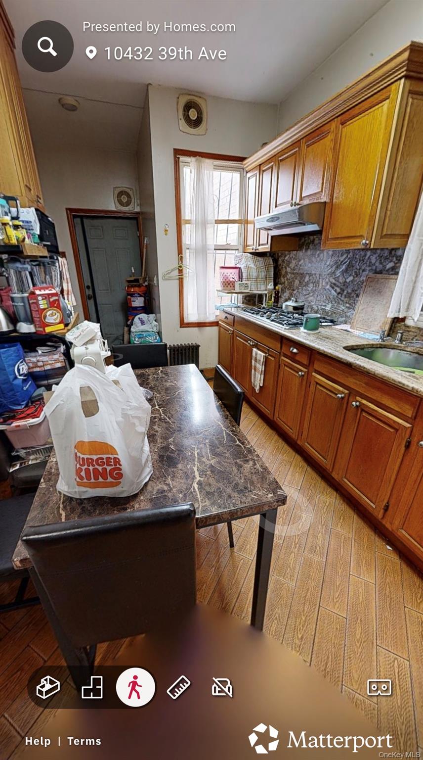 10432 39th Avenue, Corona, NY 11368