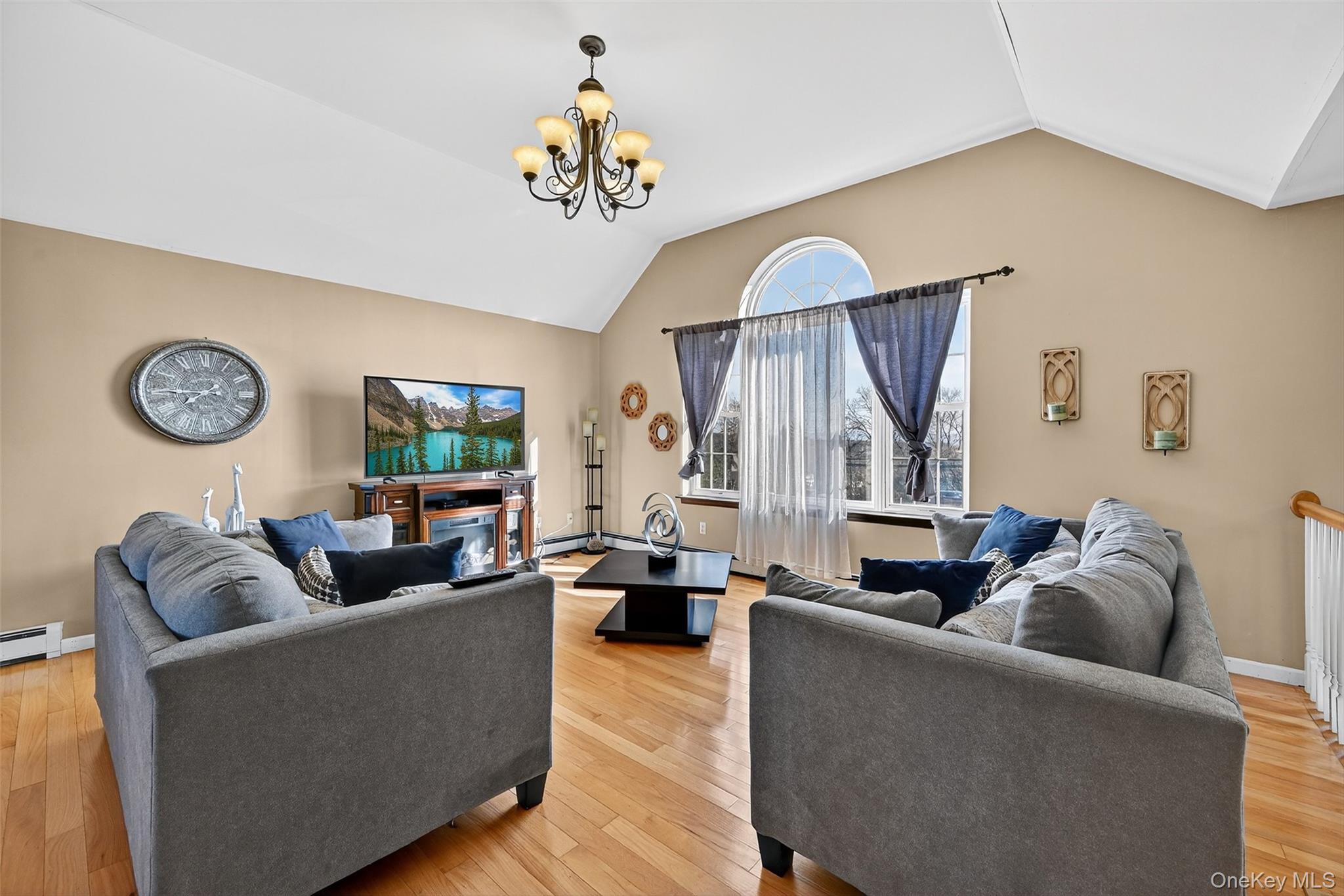 913 Silver Lake Sctn Road, Middletown, NY 10941