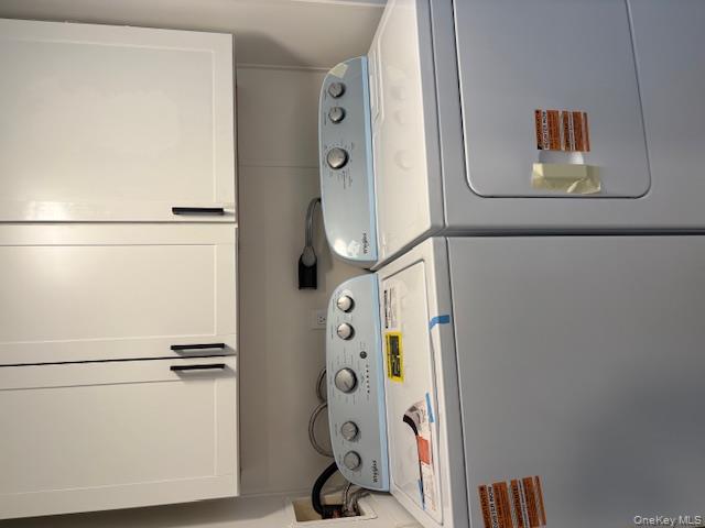 525/D17 Riverleigh, Riverhead, NY 11901