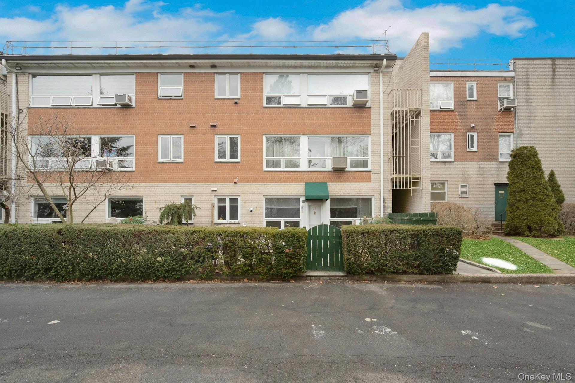 22 Channing Place # G, Eastchester, NY 10709