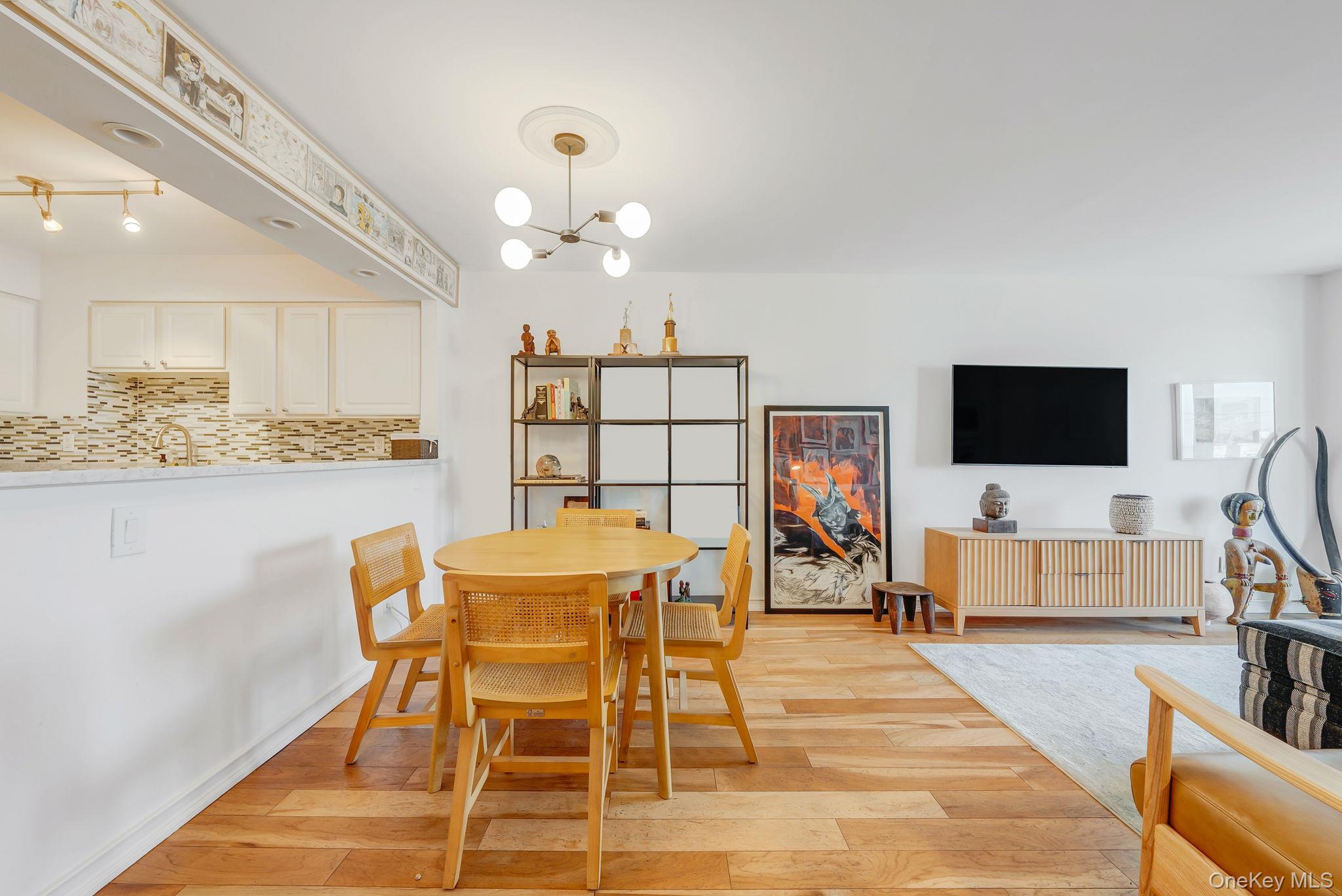 360 Shore Road # 3H, Long Beach, NY 11561