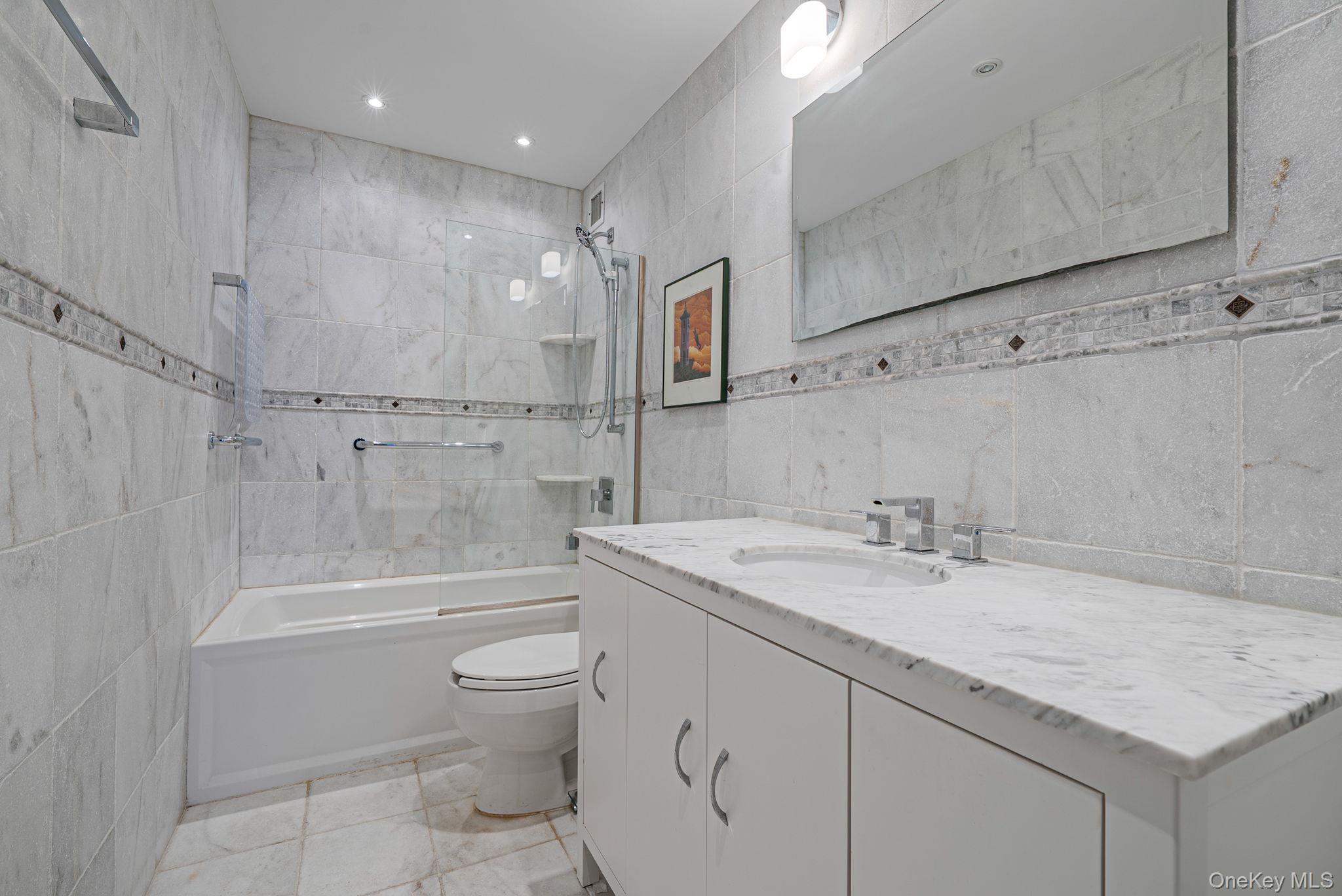 360 Shore Road # 3H, Long Beach, NY 11561