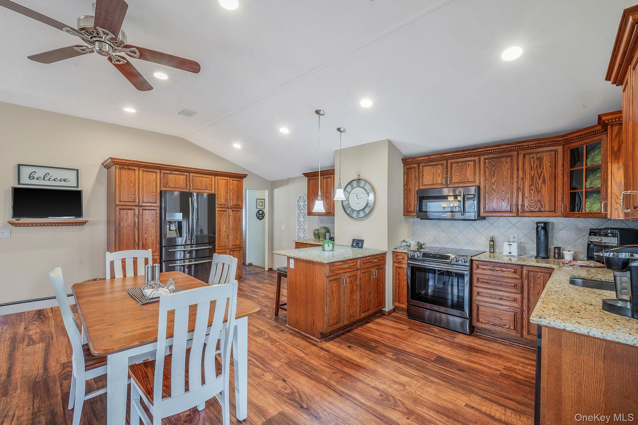 28 Pamela Lane, Selden, NY 11784