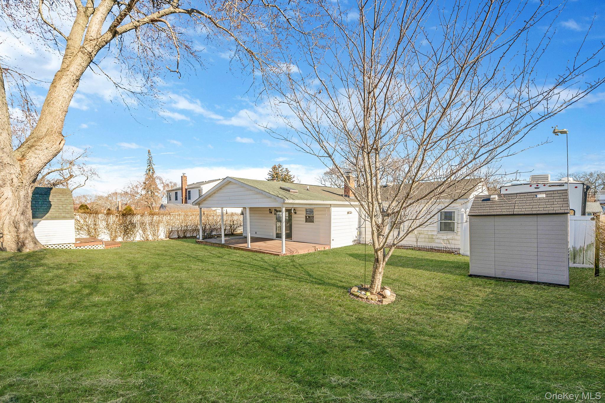 28 Pamela Lane, Selden, NY 11784