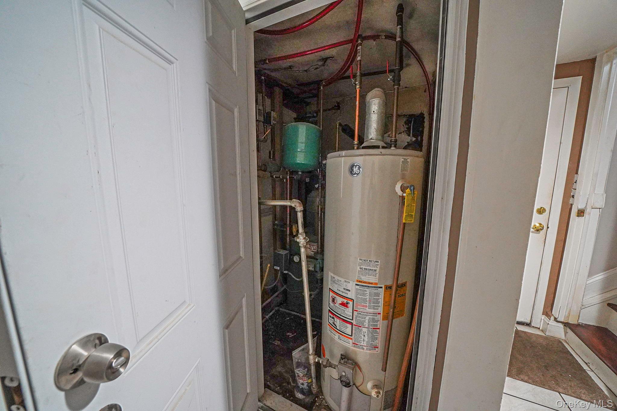 260 Yale Street, Hempstead, NY 11550