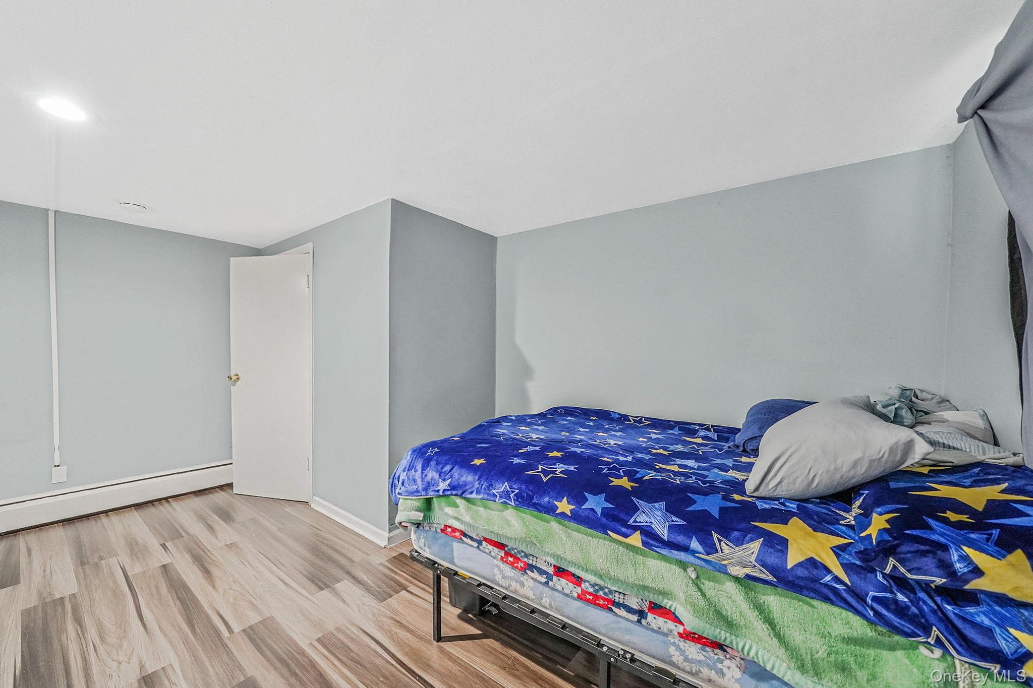 260 Yale Street, Hempstead, NY 11550