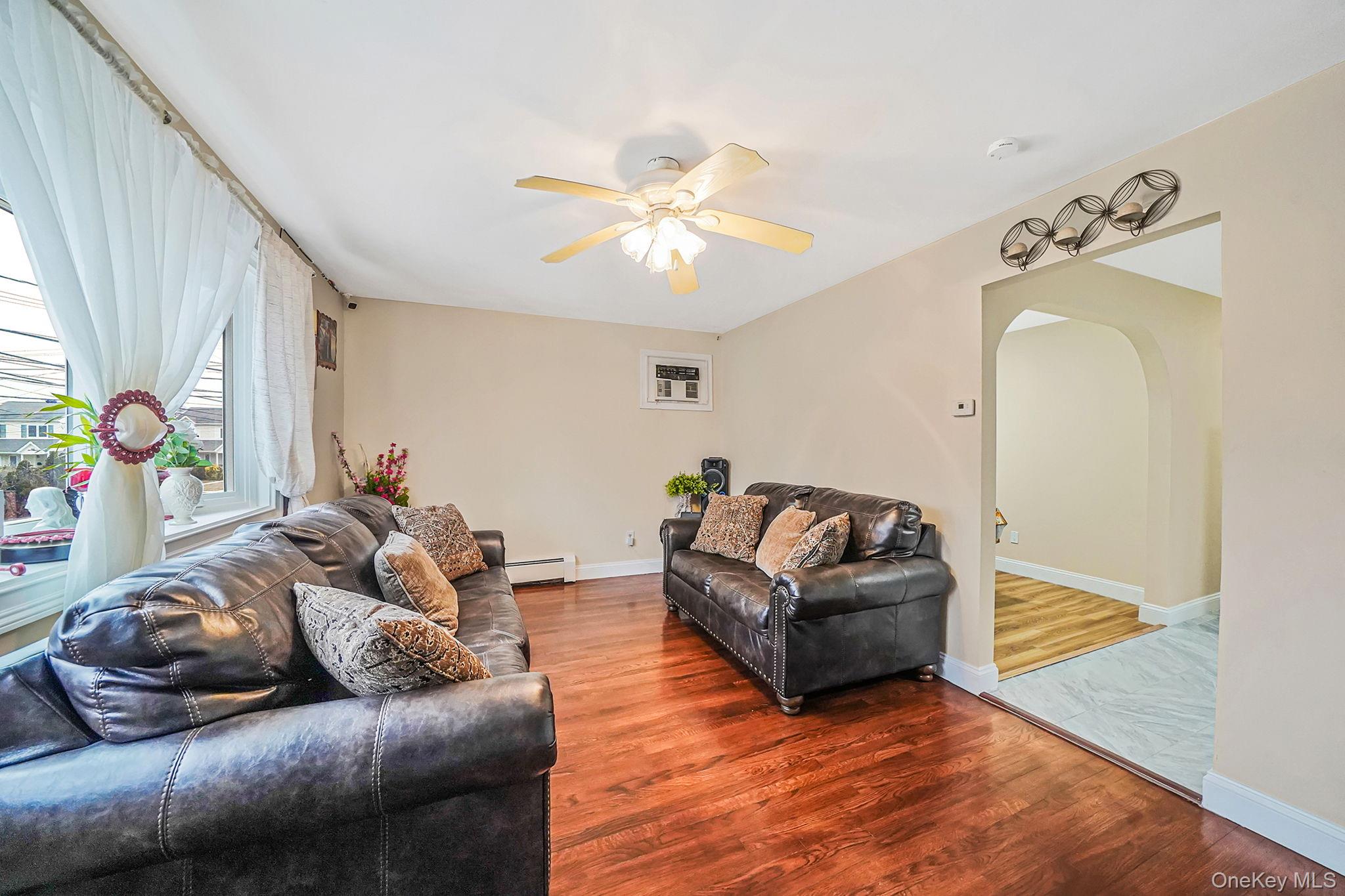 260 Yale Street, Hempstead, NY 11550