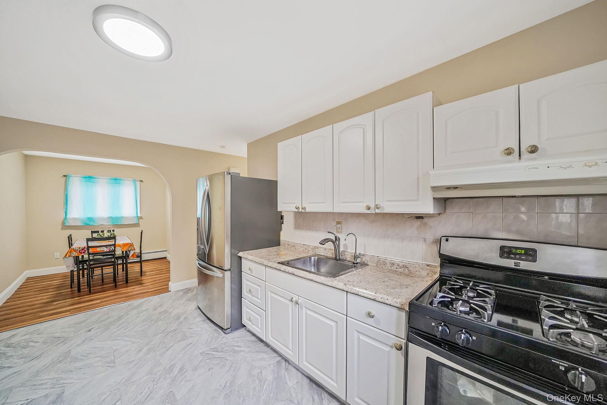 260 Yale Street, Hempstead, NY 11550