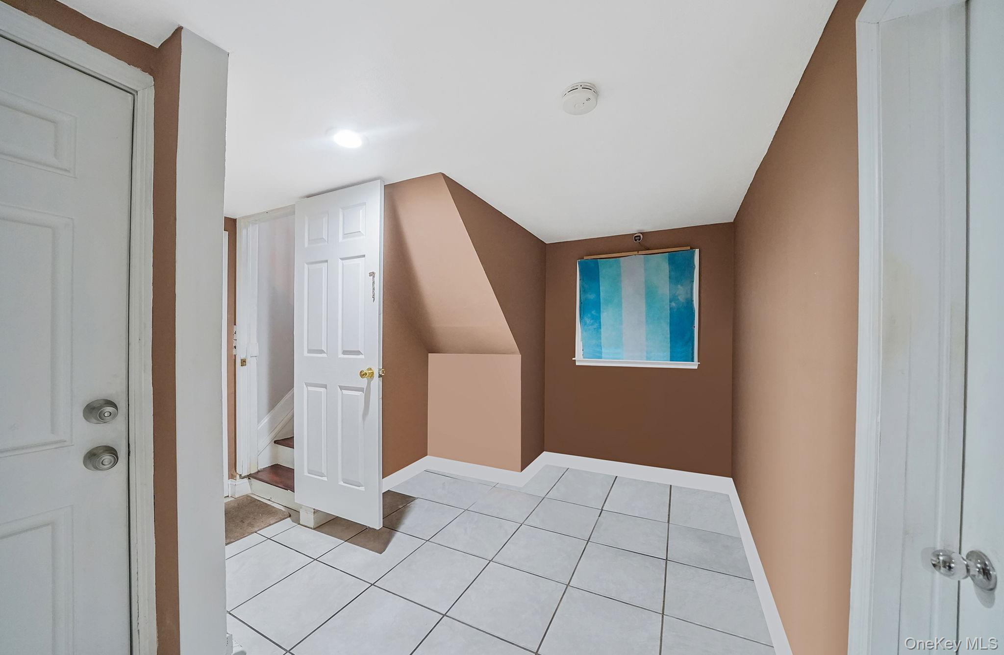 260 Yale Street, Hempstead, NY 11550