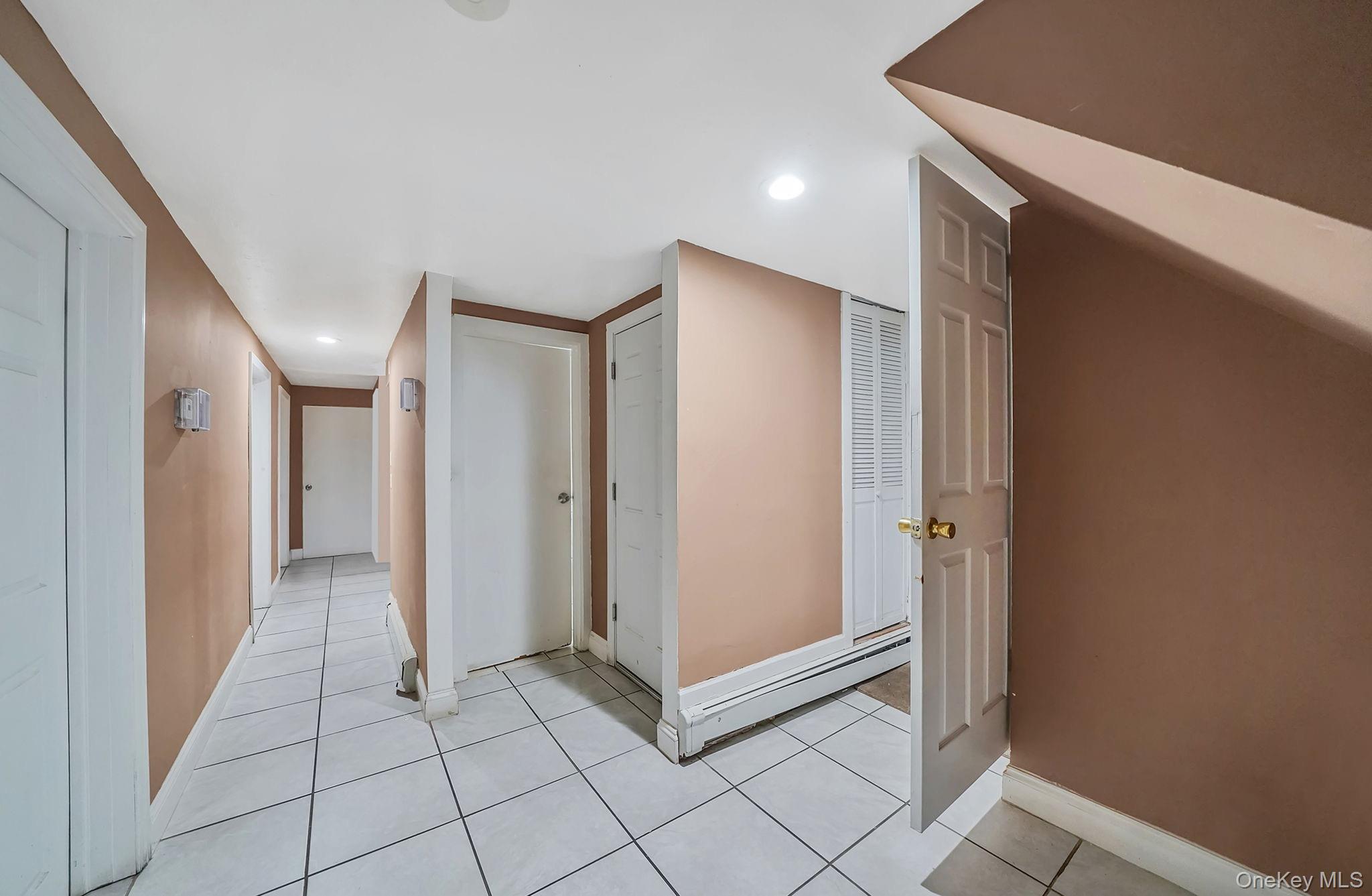 260 Yale Street, Hempstead, NY 11550