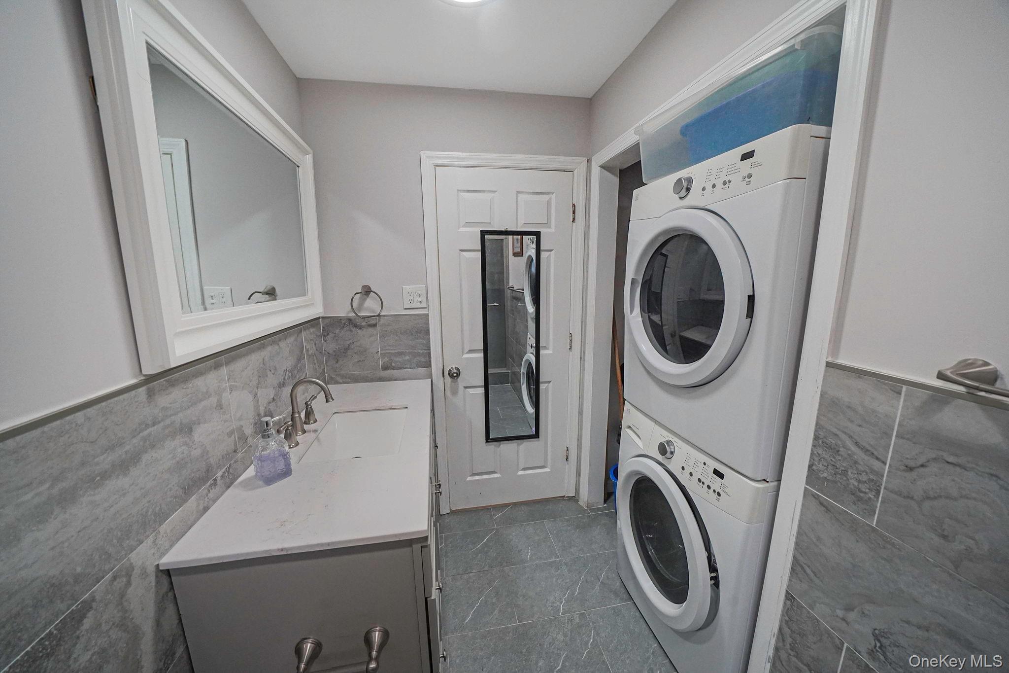 260 Yale Street, Hempstead, NY 11550