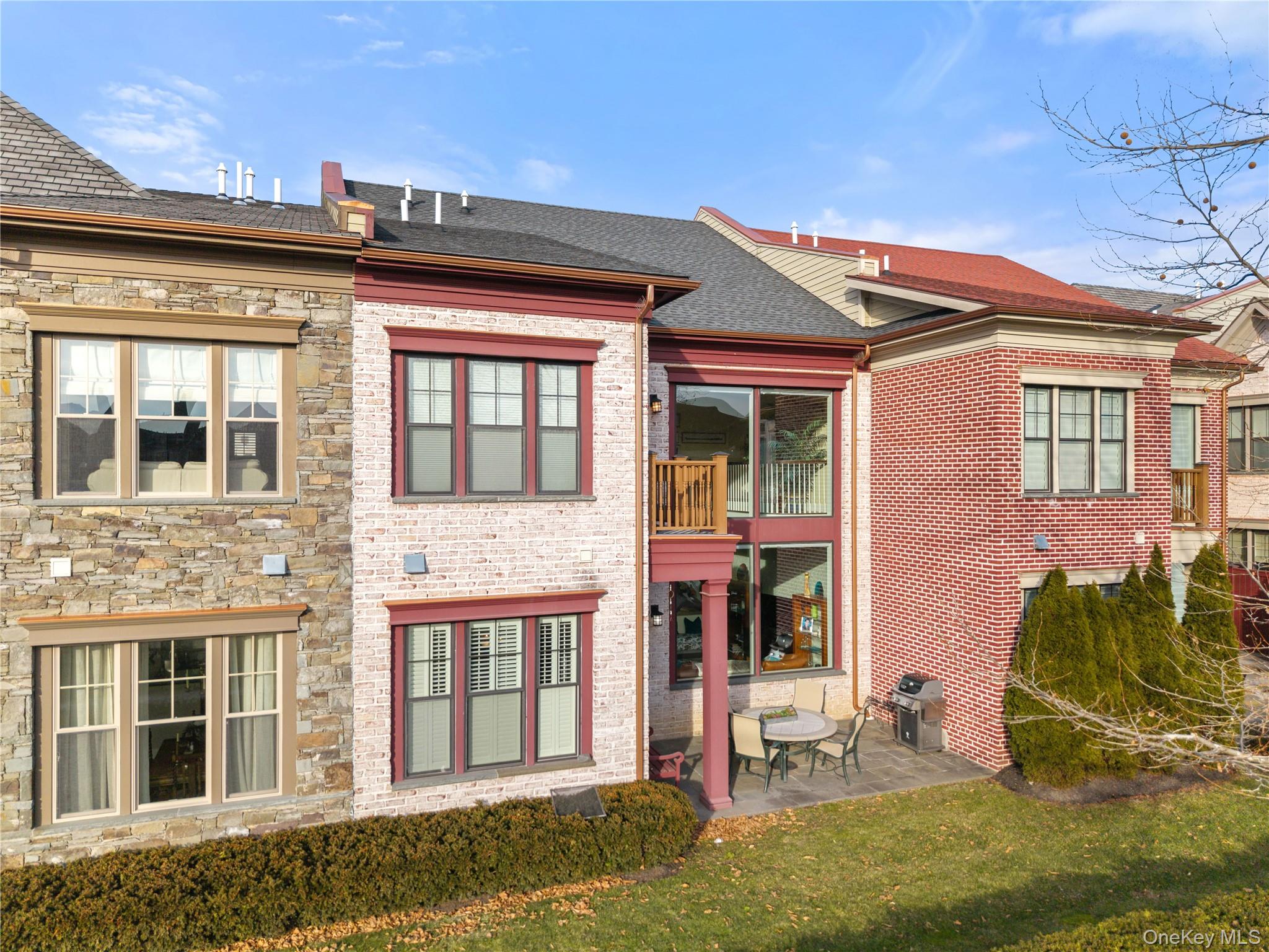 6 Hudson View Way, Tarrytown, NY 10591