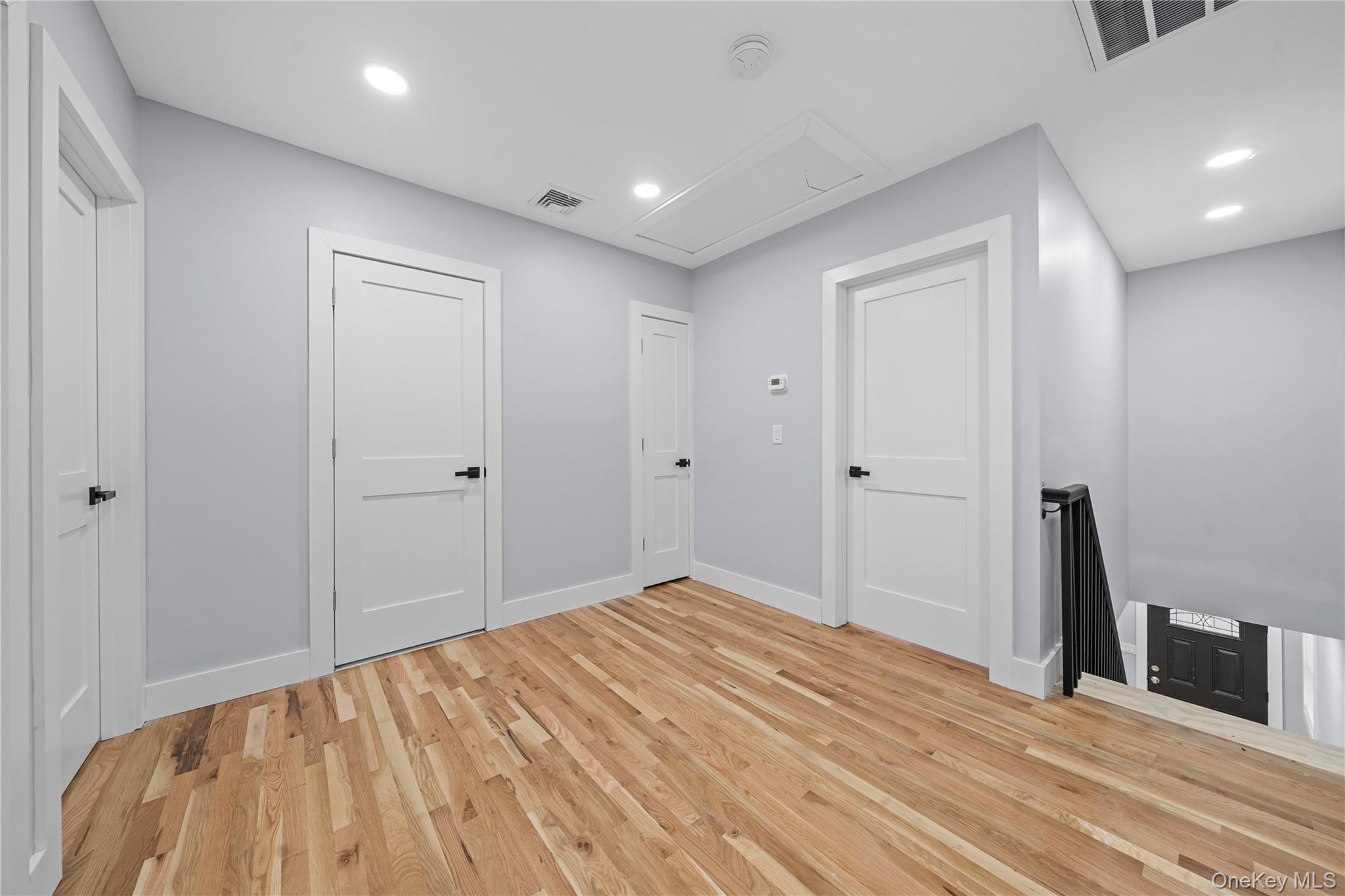 16 Laurel Avenue, Hempstead, NY 11550