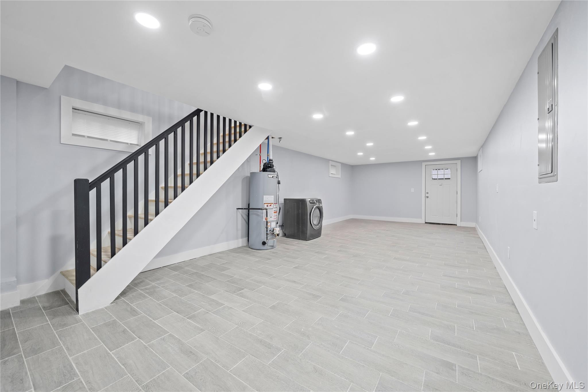 16 Laurel Avenue, Hempstead, NY 11550