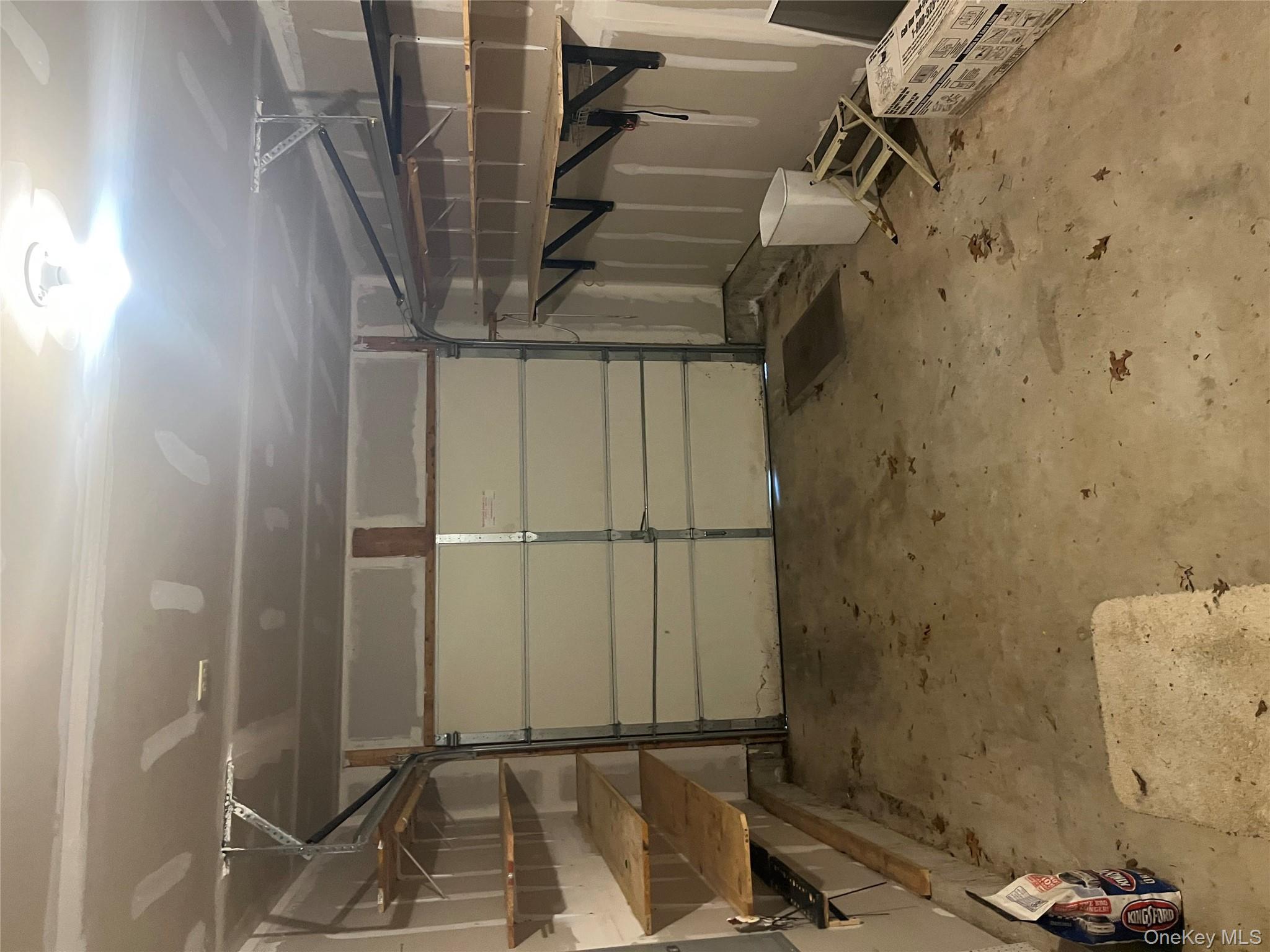 82 Lakeview Drive, Manorville, NY 11949