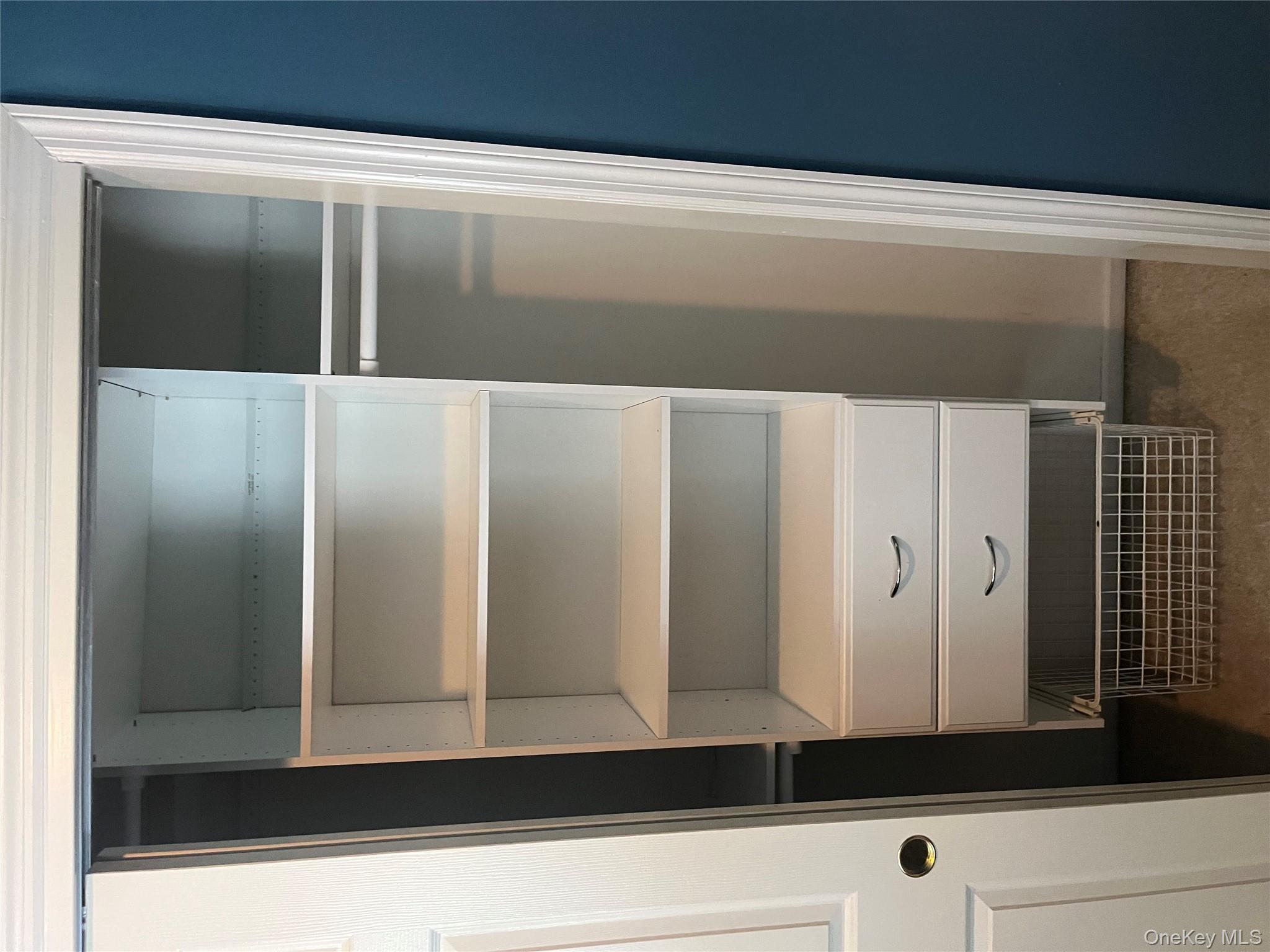 82 Lakeview Drive, Manorville, NY 11949