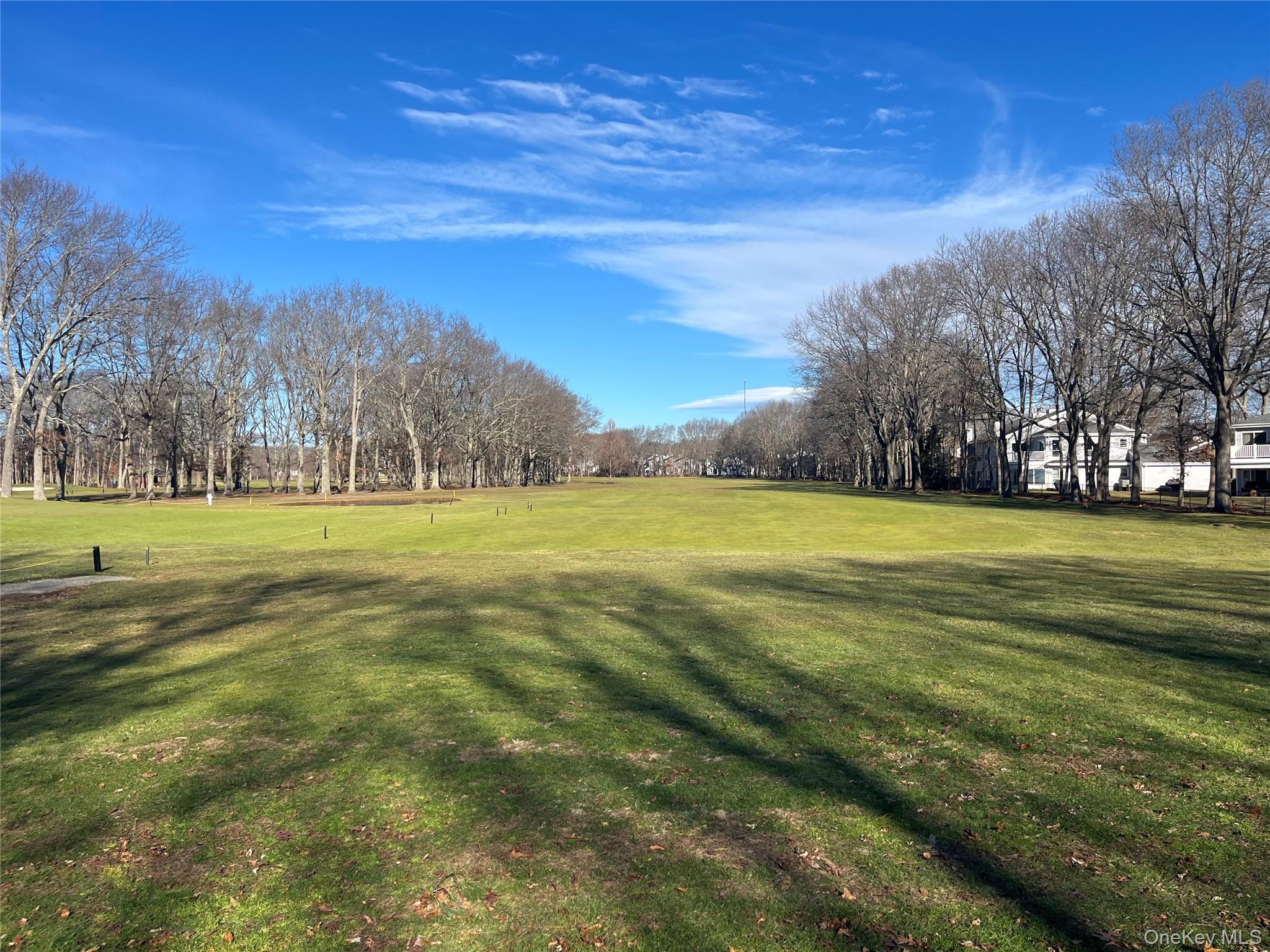 82 Lakeview Drive, Manorville, NY 11949