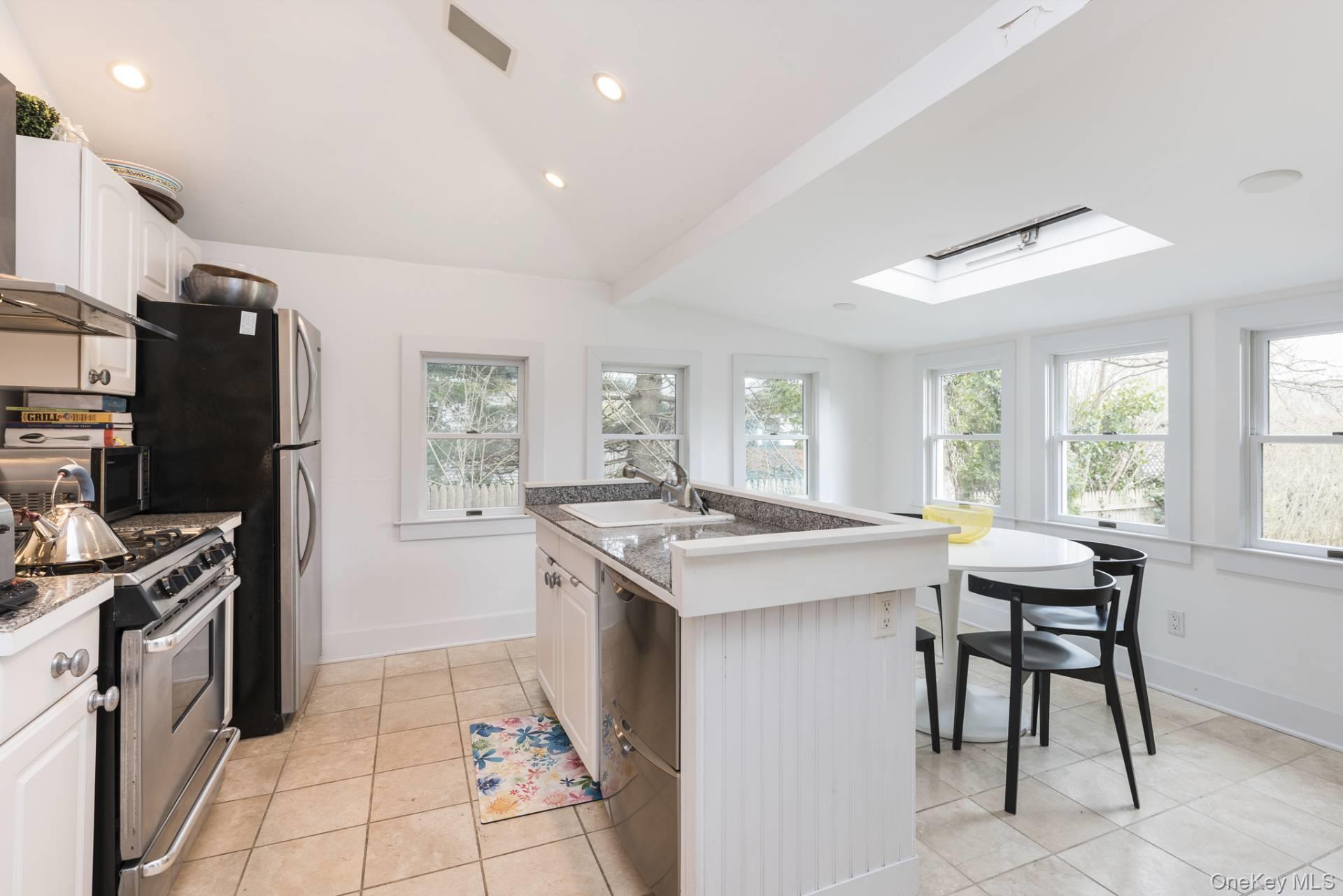 34 Lumber Lane, Bridgehampton, NY 11932