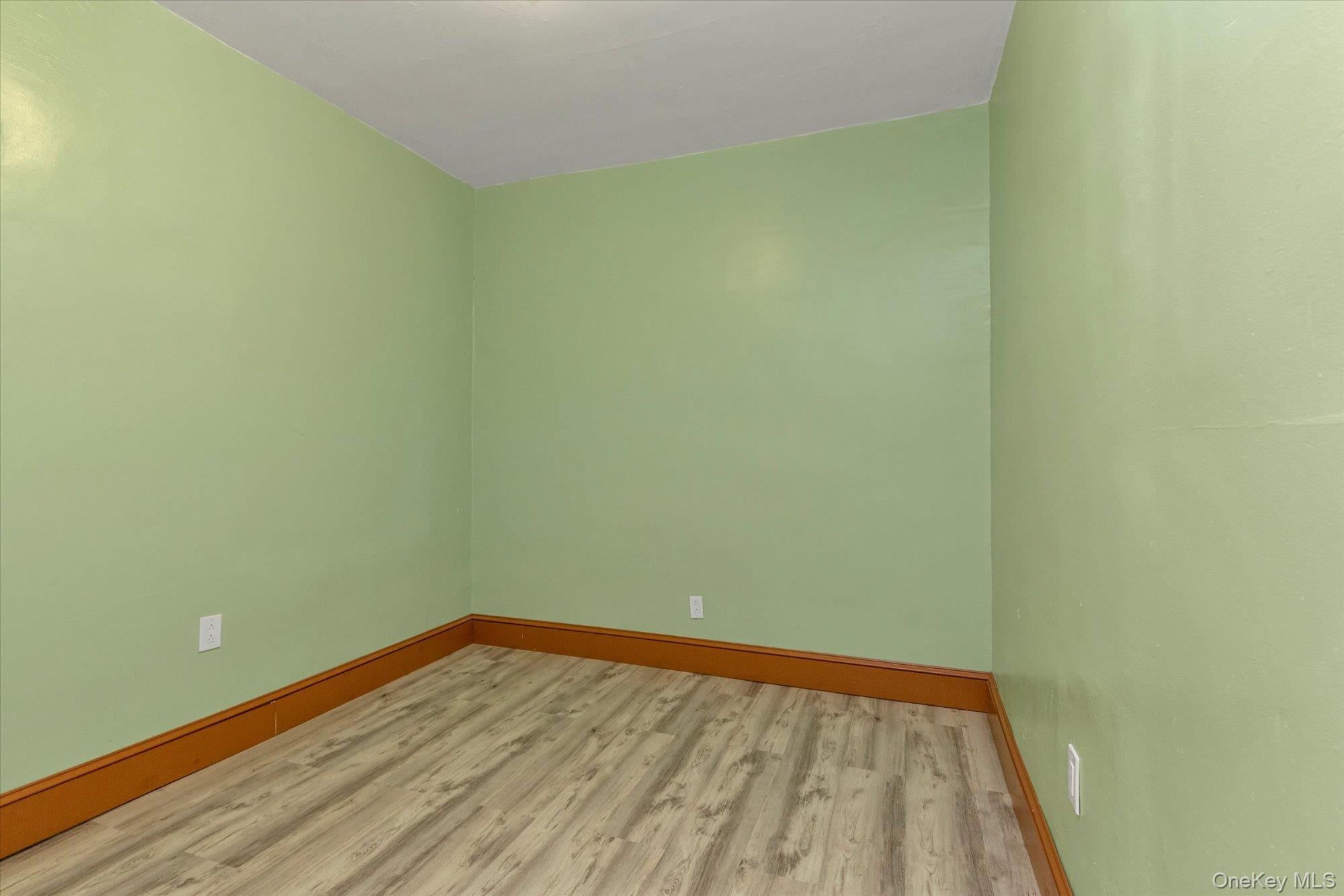 21 Charlotte Street, Ridgewood, NY 11385