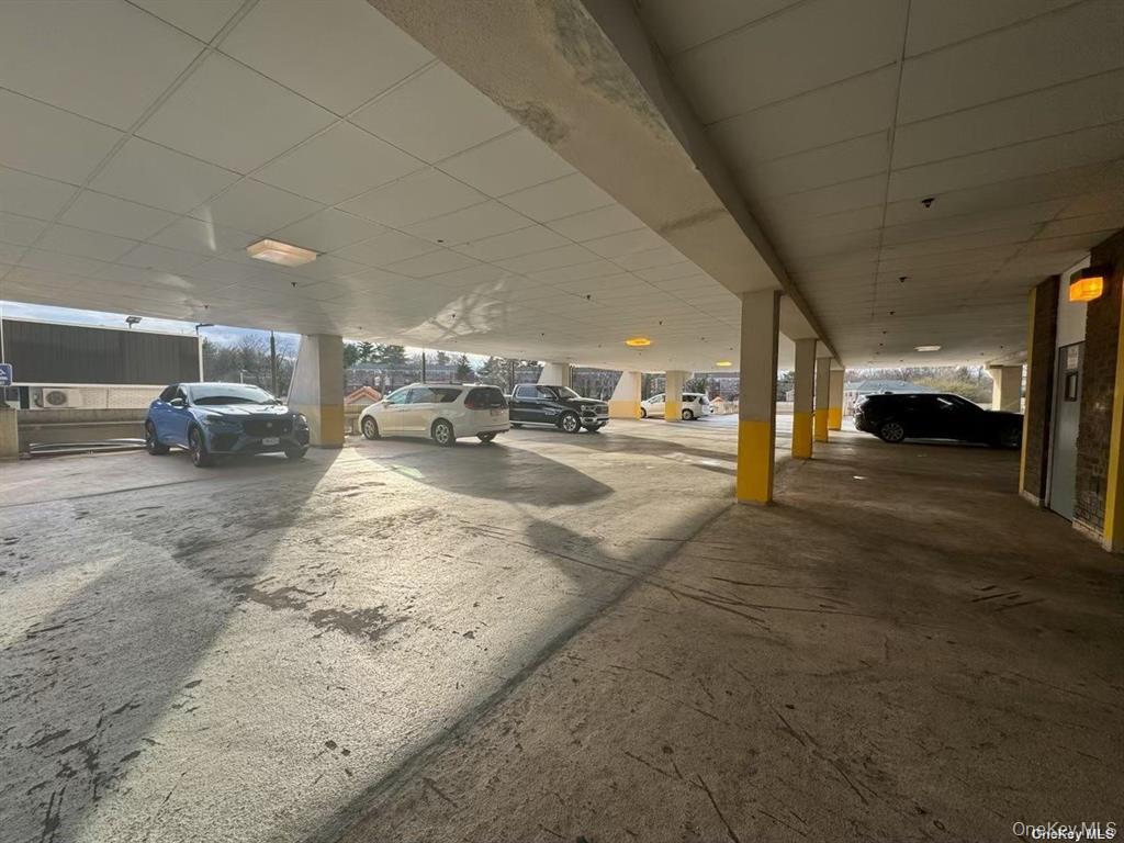 107 Northern Blvd # 307, Great Neck, NY 11021