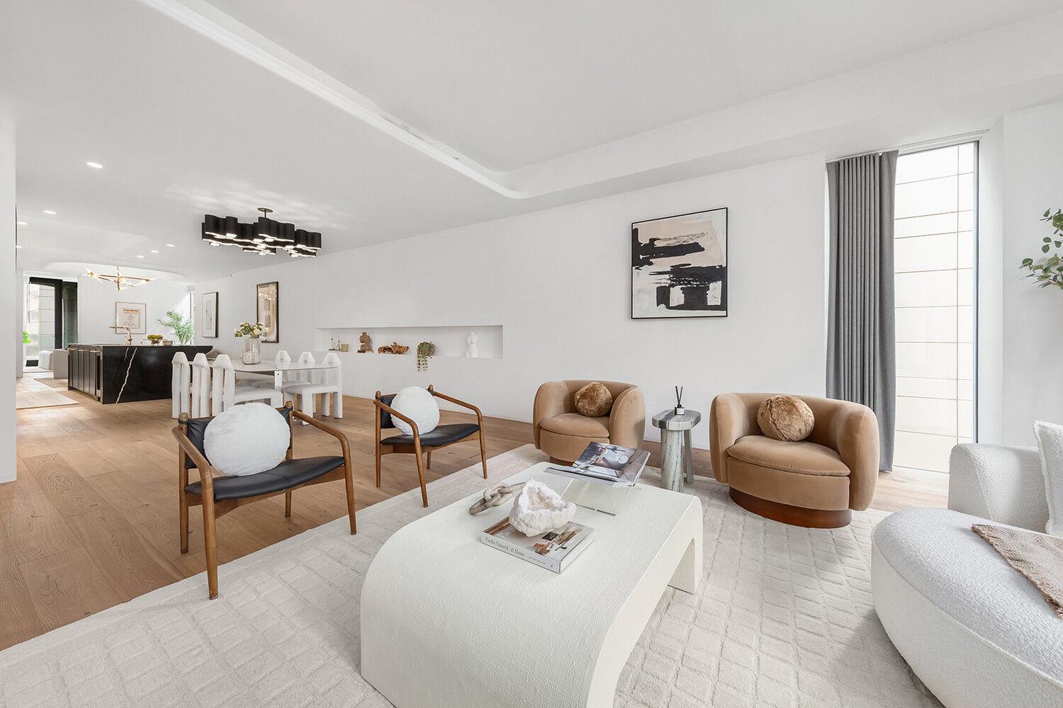 325 W BROADWAY # 7B, New York (Manhattan), NY 10013