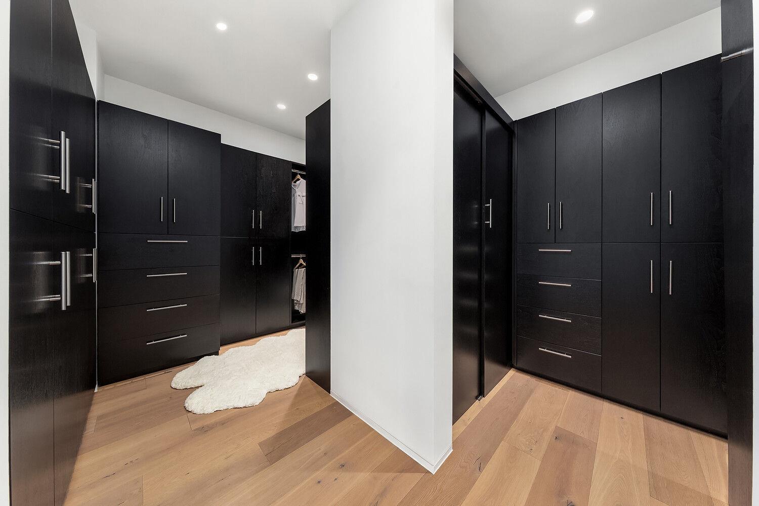 325 W BROADWAY # 7B, New York (Manhattan), NY 10013