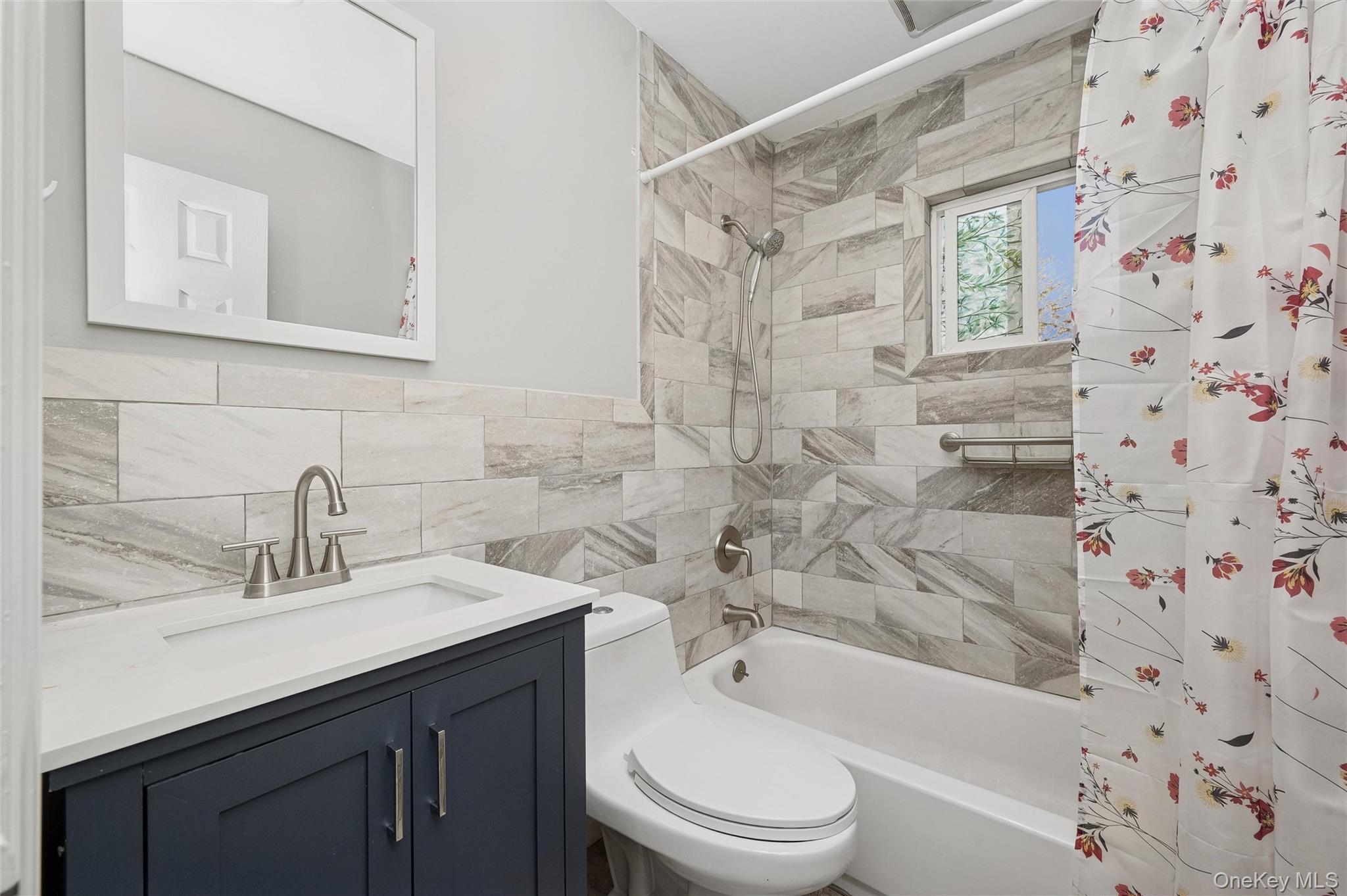 31 21st Avenue, Bay Shore, NY 11706