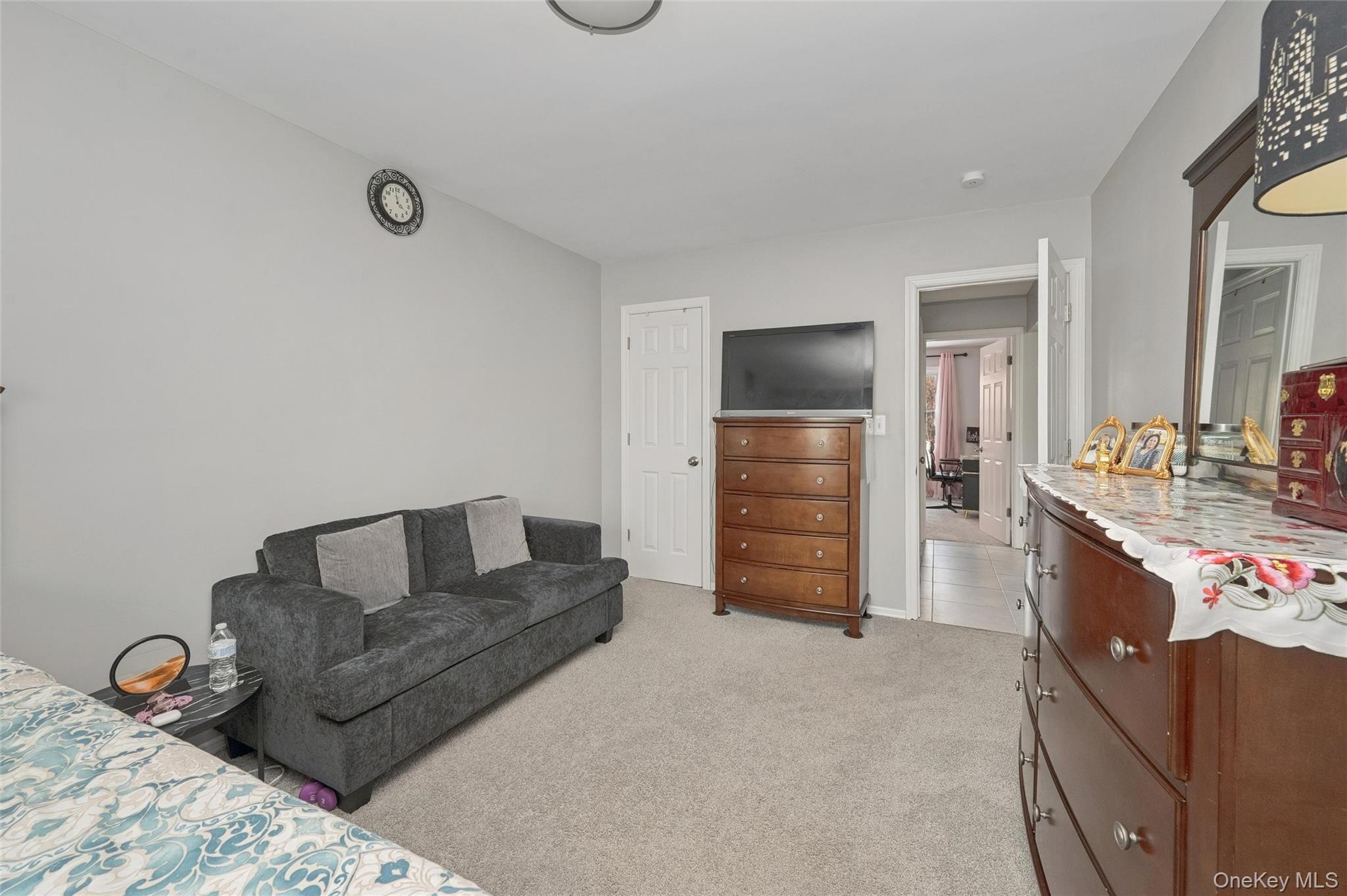 31 21st Avenue, Bay Shore, NY 11706