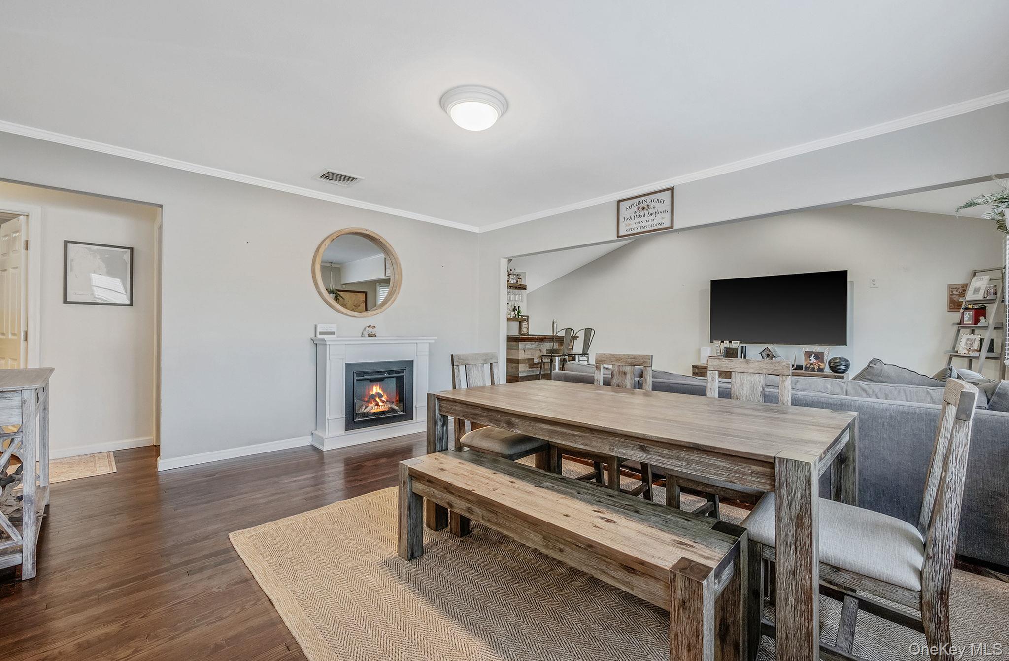 792 Frankford Road, West Babylon, NY 11704