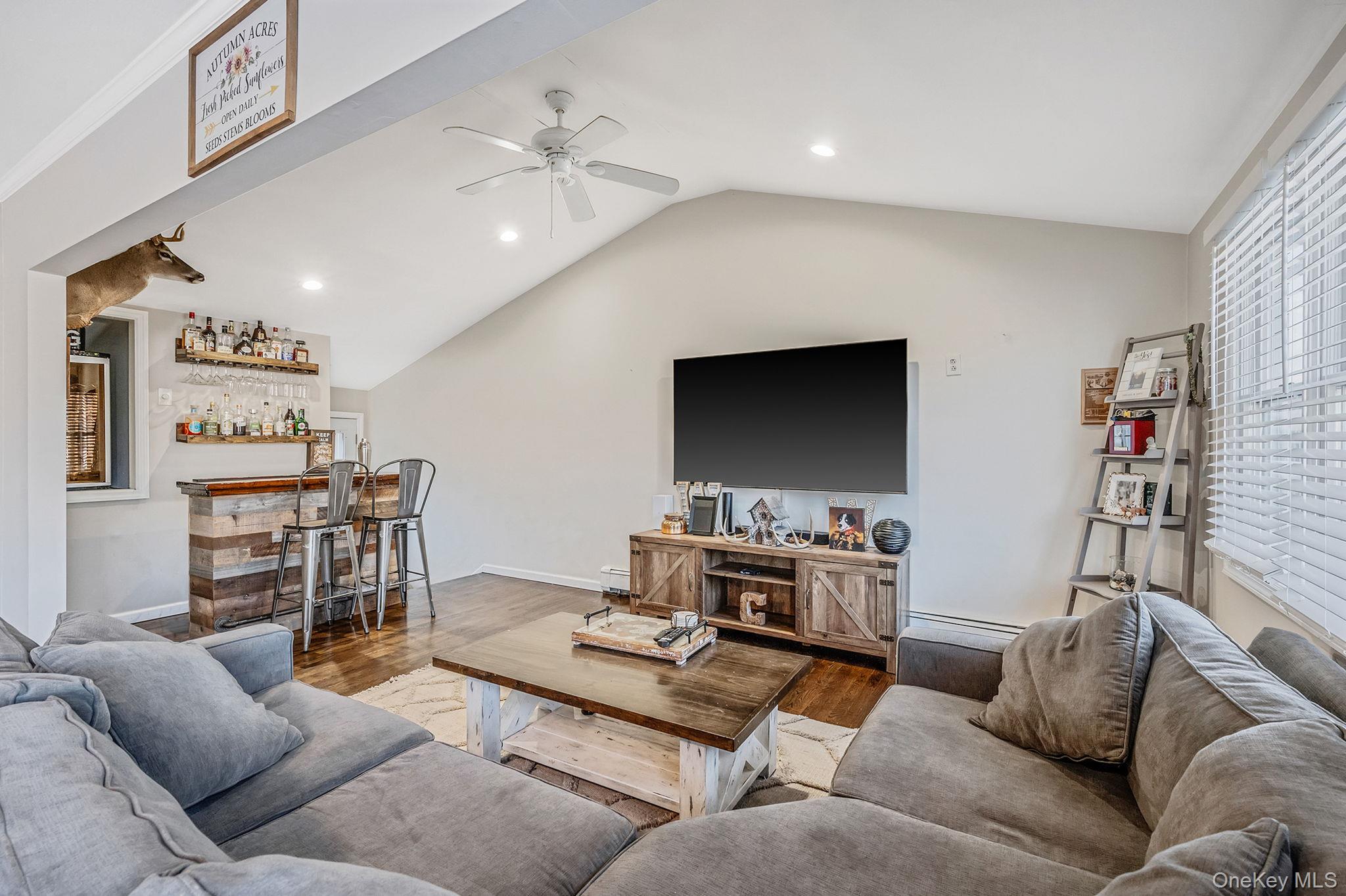 792 Frankford Road, West Babylon, NY 11704