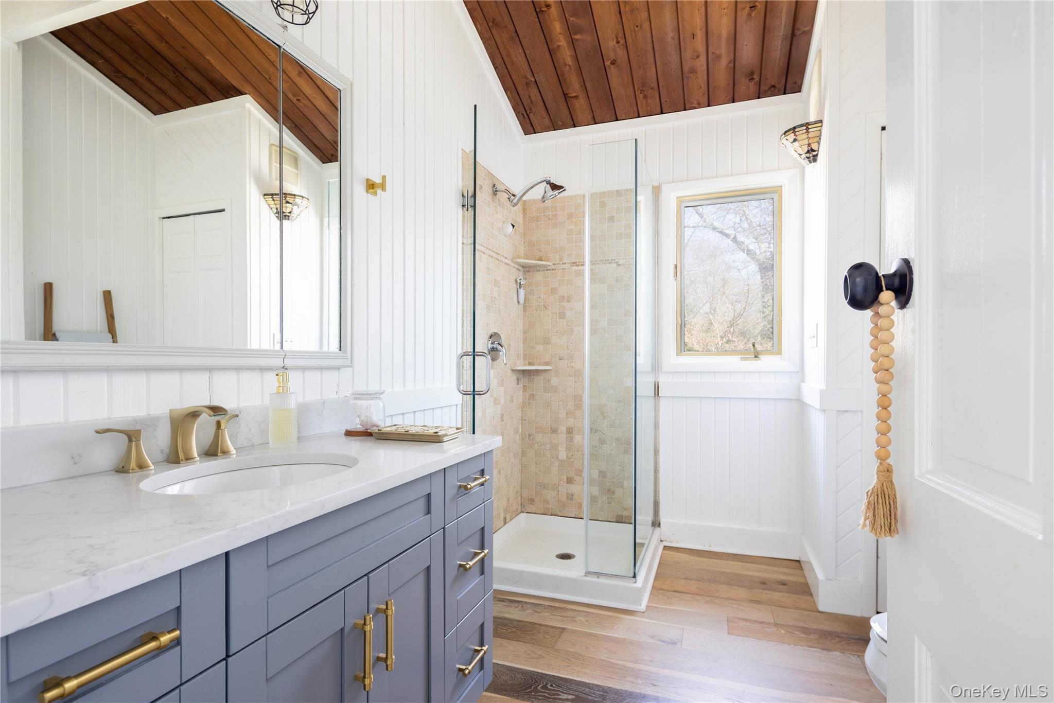 10 Cedar Avenue, Southampton, NY 11968