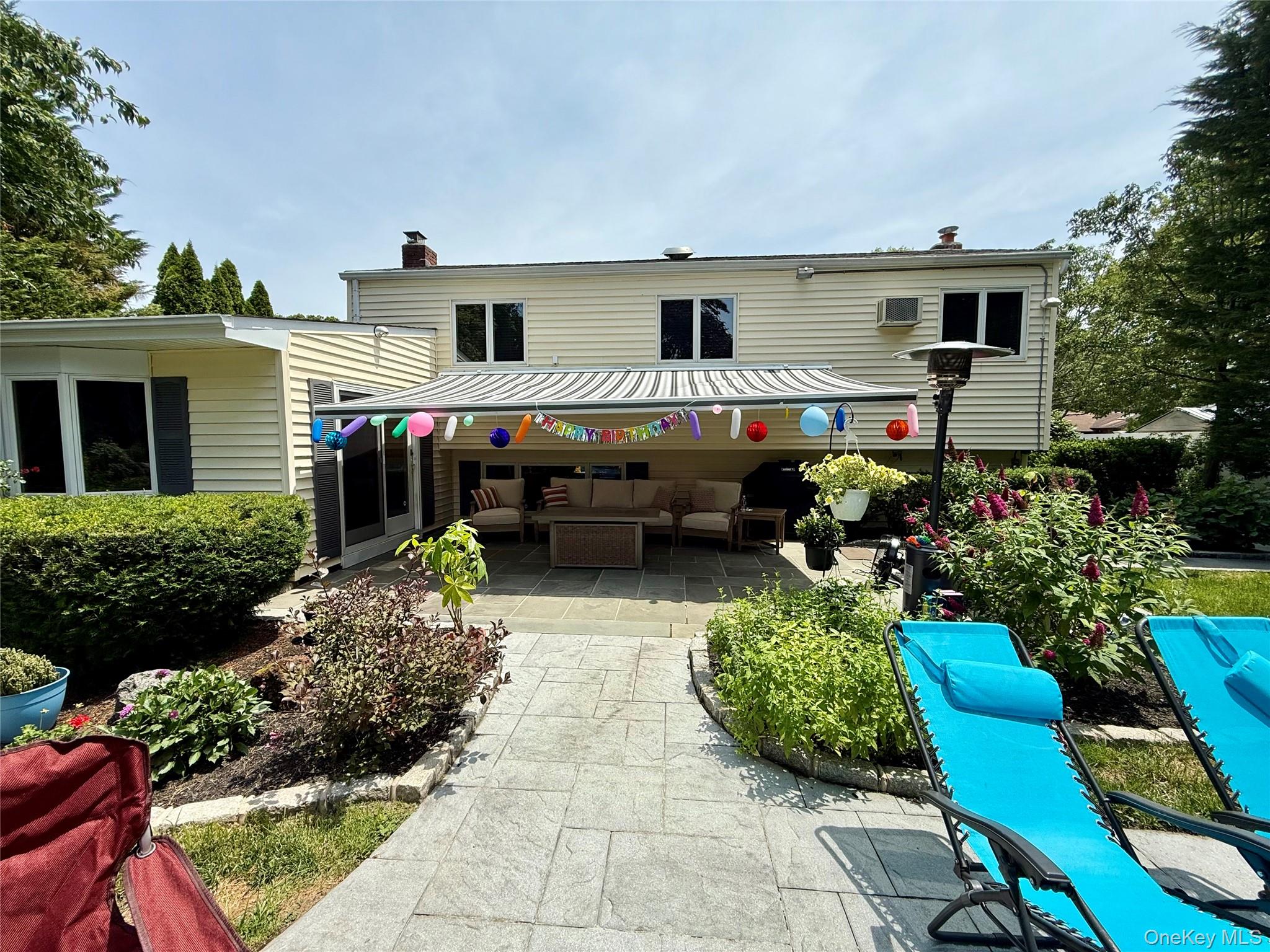 946 Manor Lane, Bay Shore, NY 11706