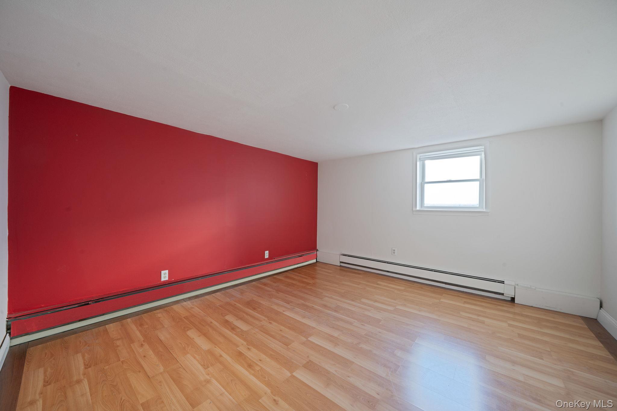 18 Amapola Lane, Kings Park, NY 11754