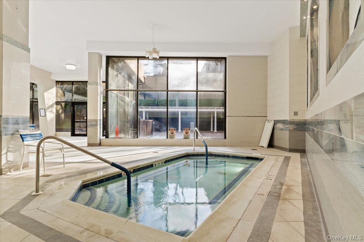 2 Bay Club Drive # 12Z2, Bayside, NY 11360