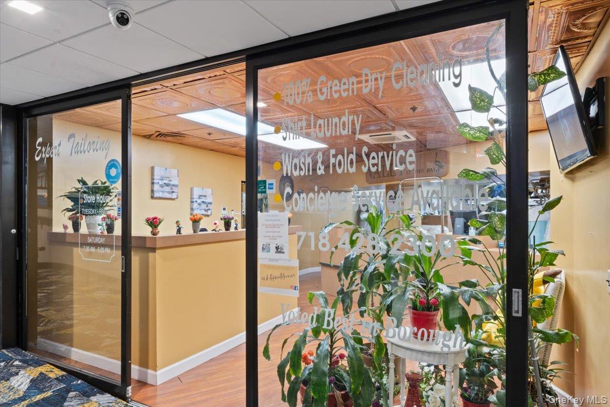 2 Bay Club Drive # 12Z2, Bayside, NY 11360