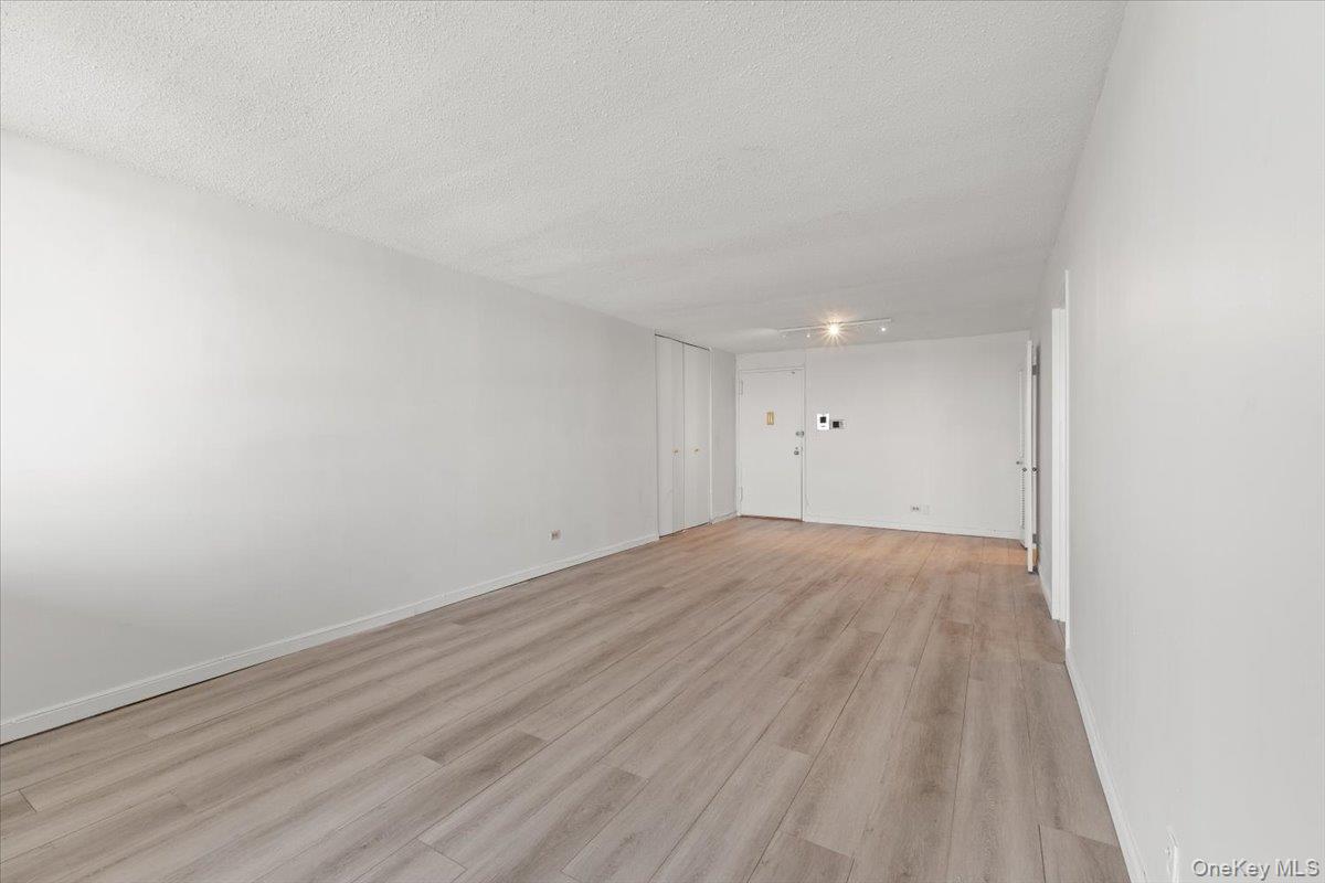 2 Bay Club Drive # 12Z2, Bayside, NY 11360