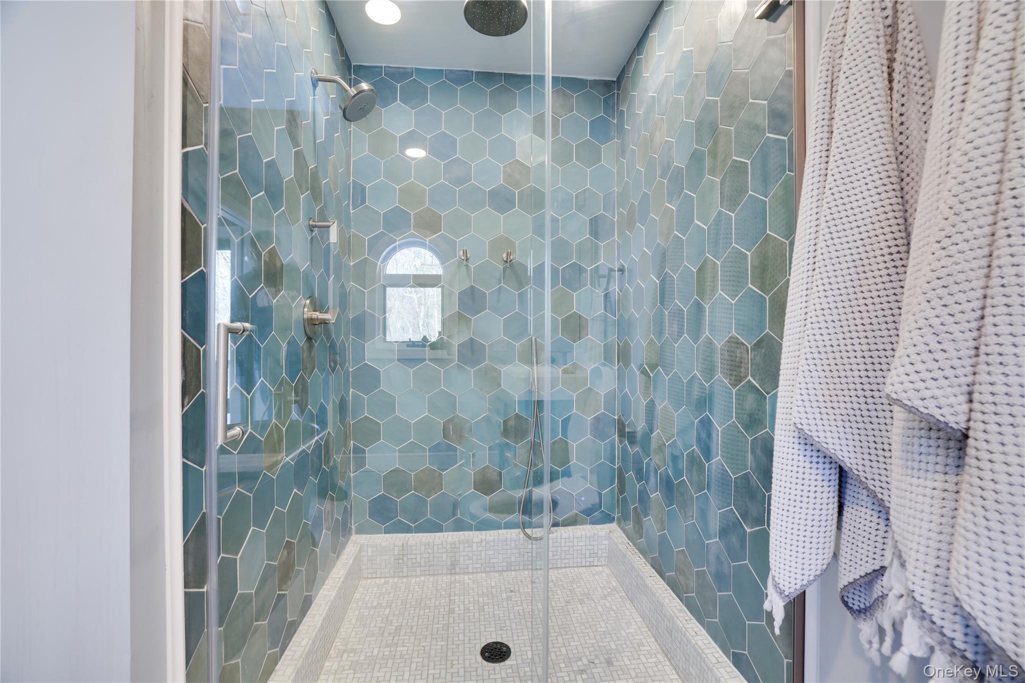 125 Achill Lane, Call Listing Agent, PA 18328