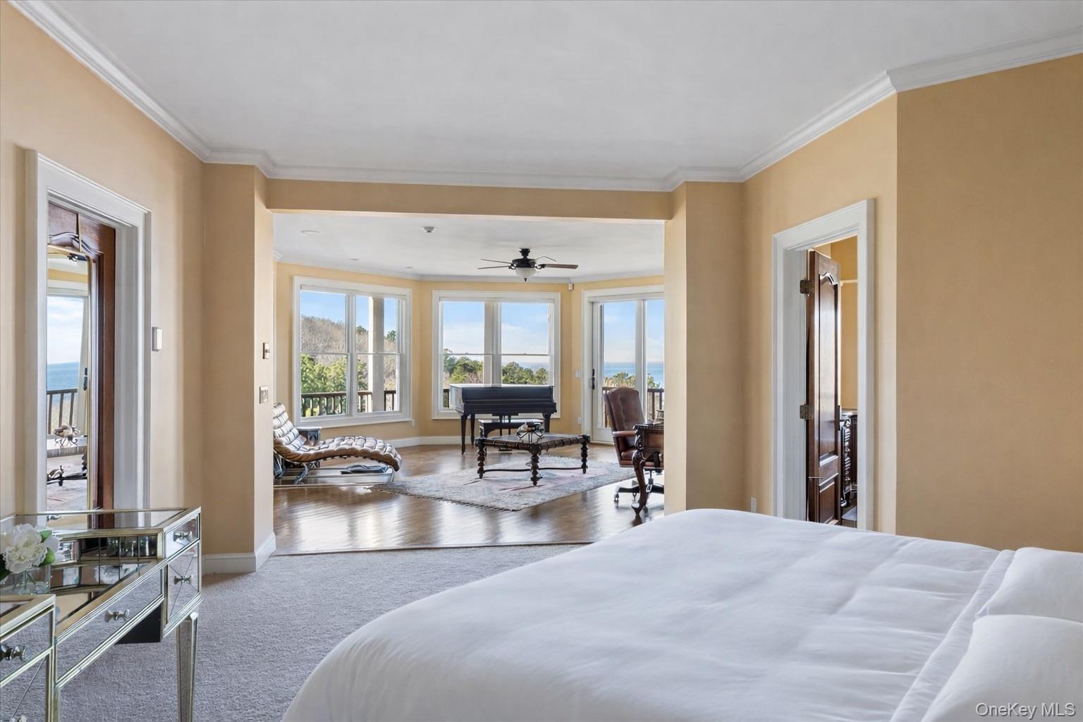 3172 Sound Avenue, Riverhead, NY 11901