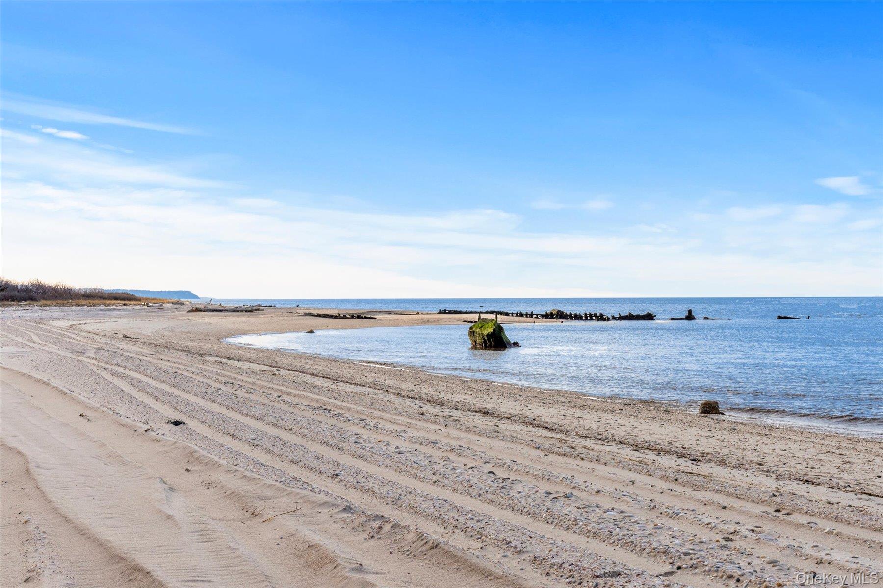 3172 Sound Avenue, Riverhead, NY 11901