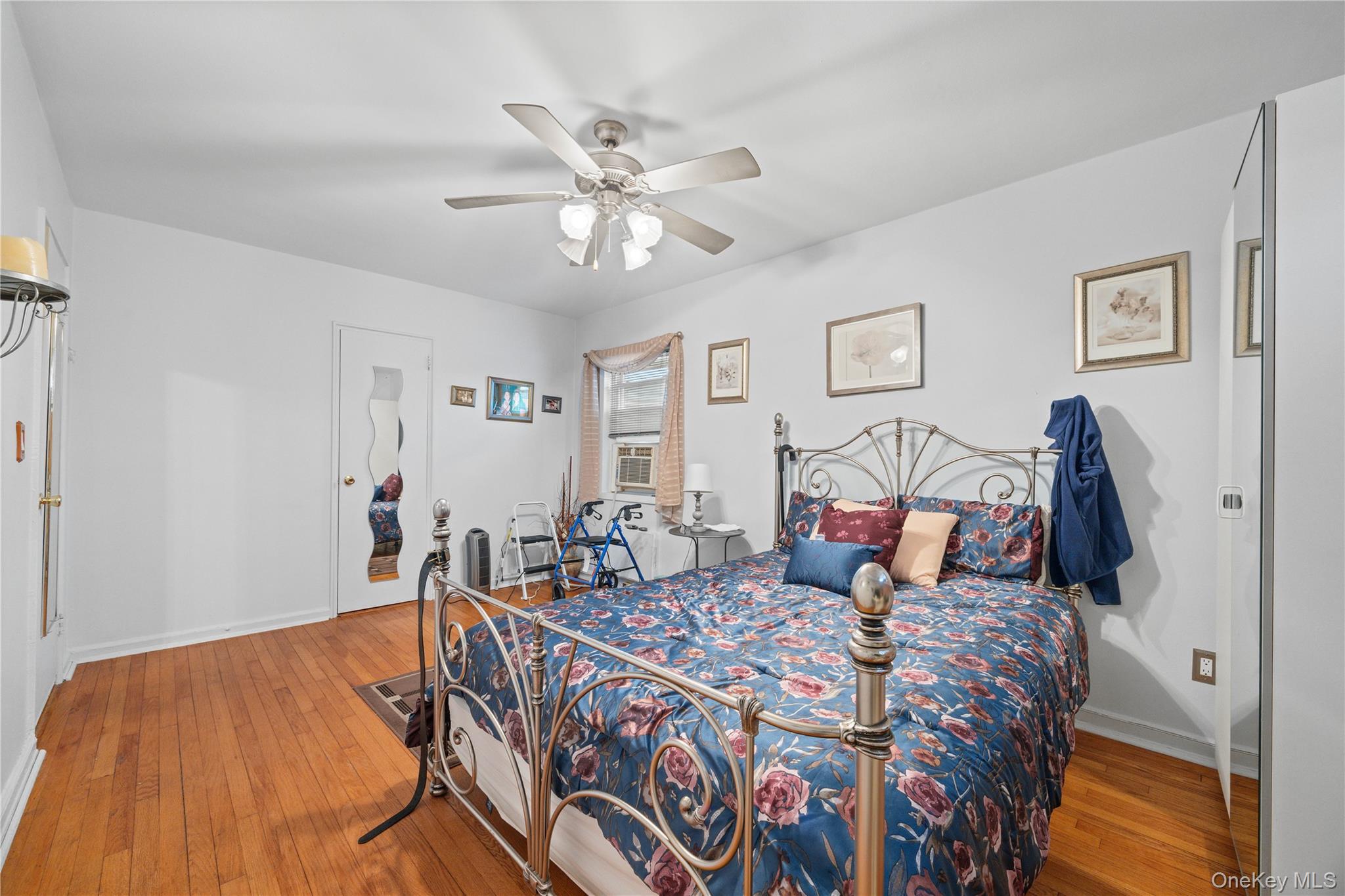 2004 Bogart Avenue, Bronx, NY 10462