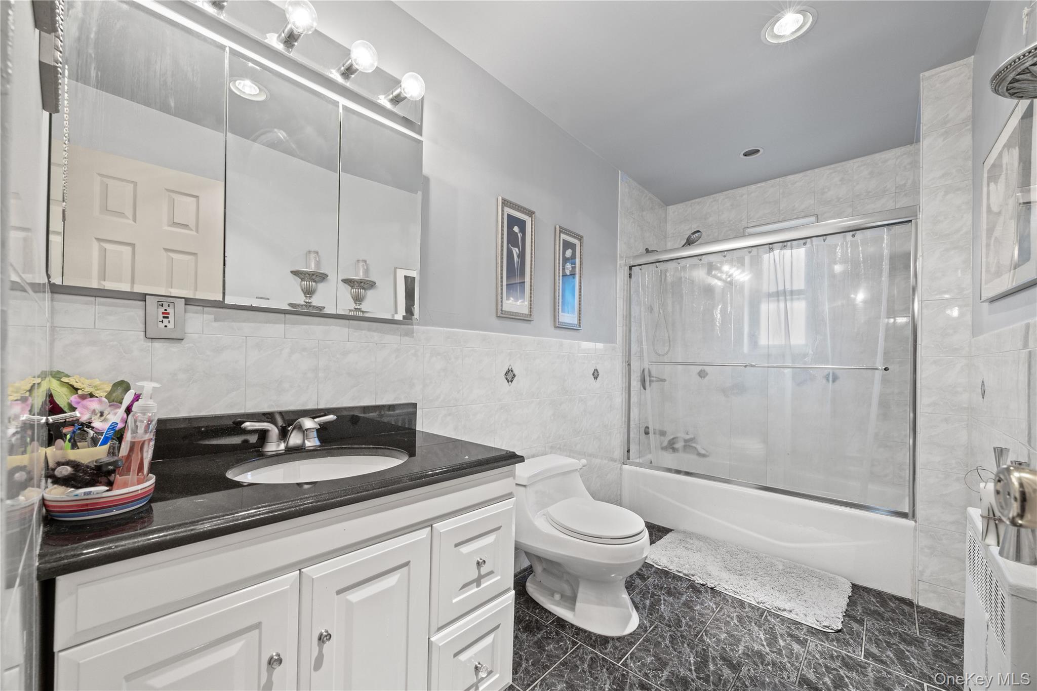 2004 Bogart Avenue, Bronx, NY 10462