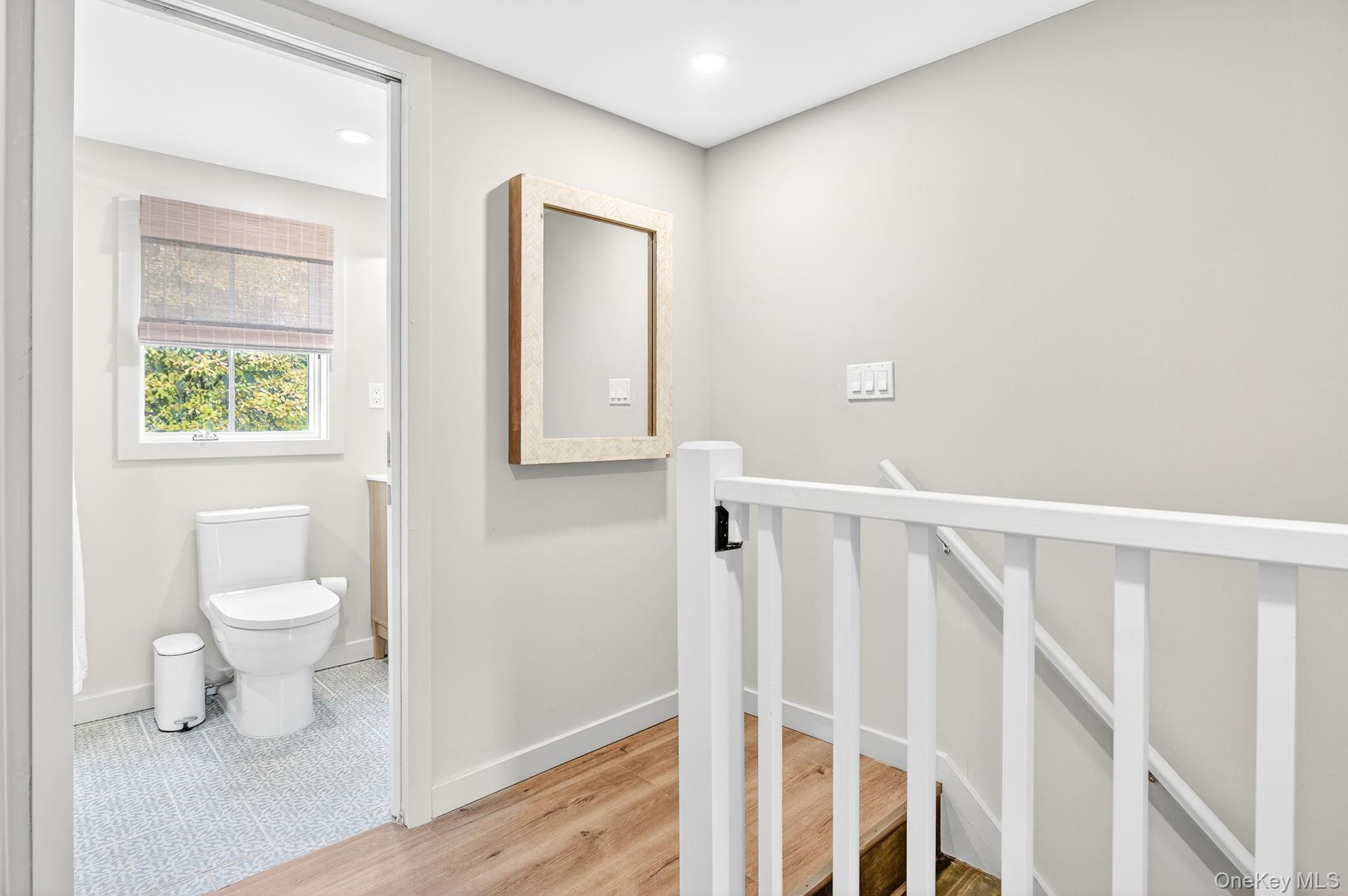 39 N Broadway, Esopus, NY 12401