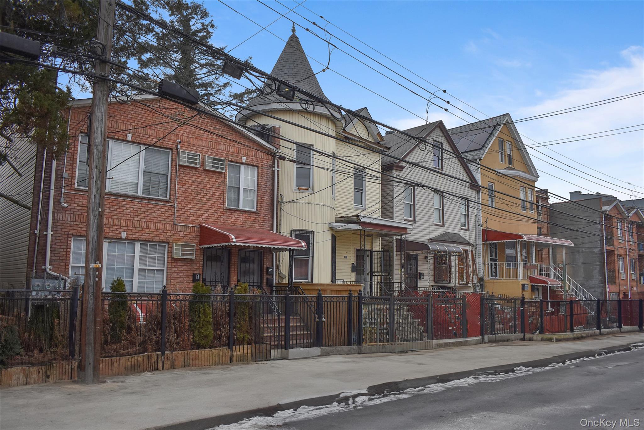 740 E 218th Street, Bronx, NY 10467