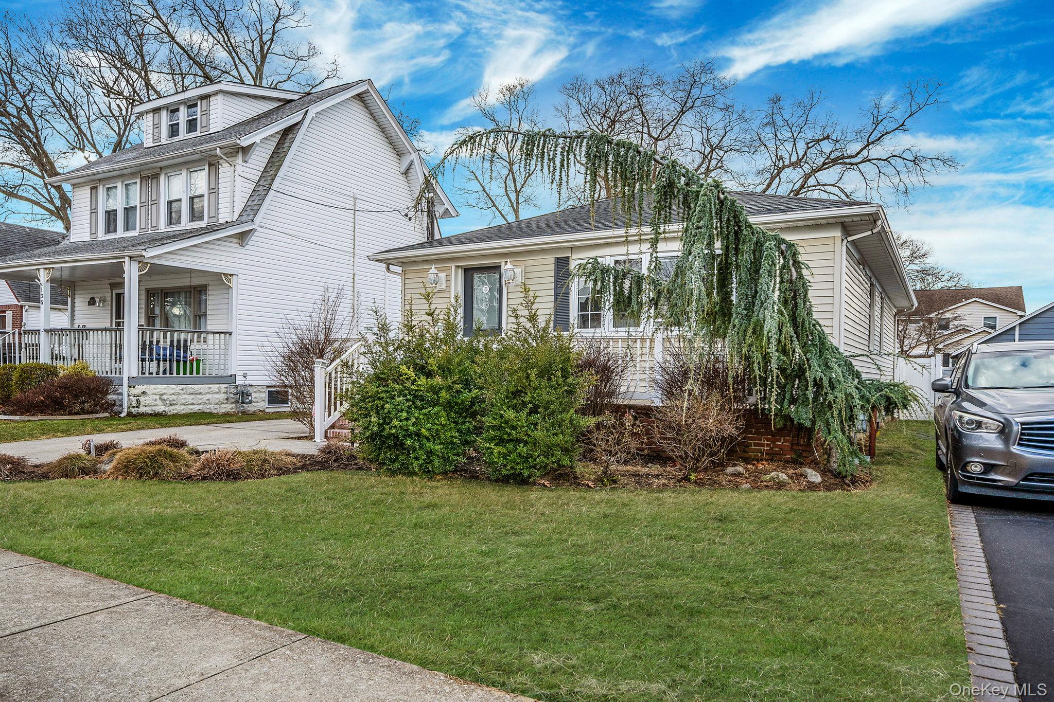 137 Charles Street, Lynbrook, NY 11563