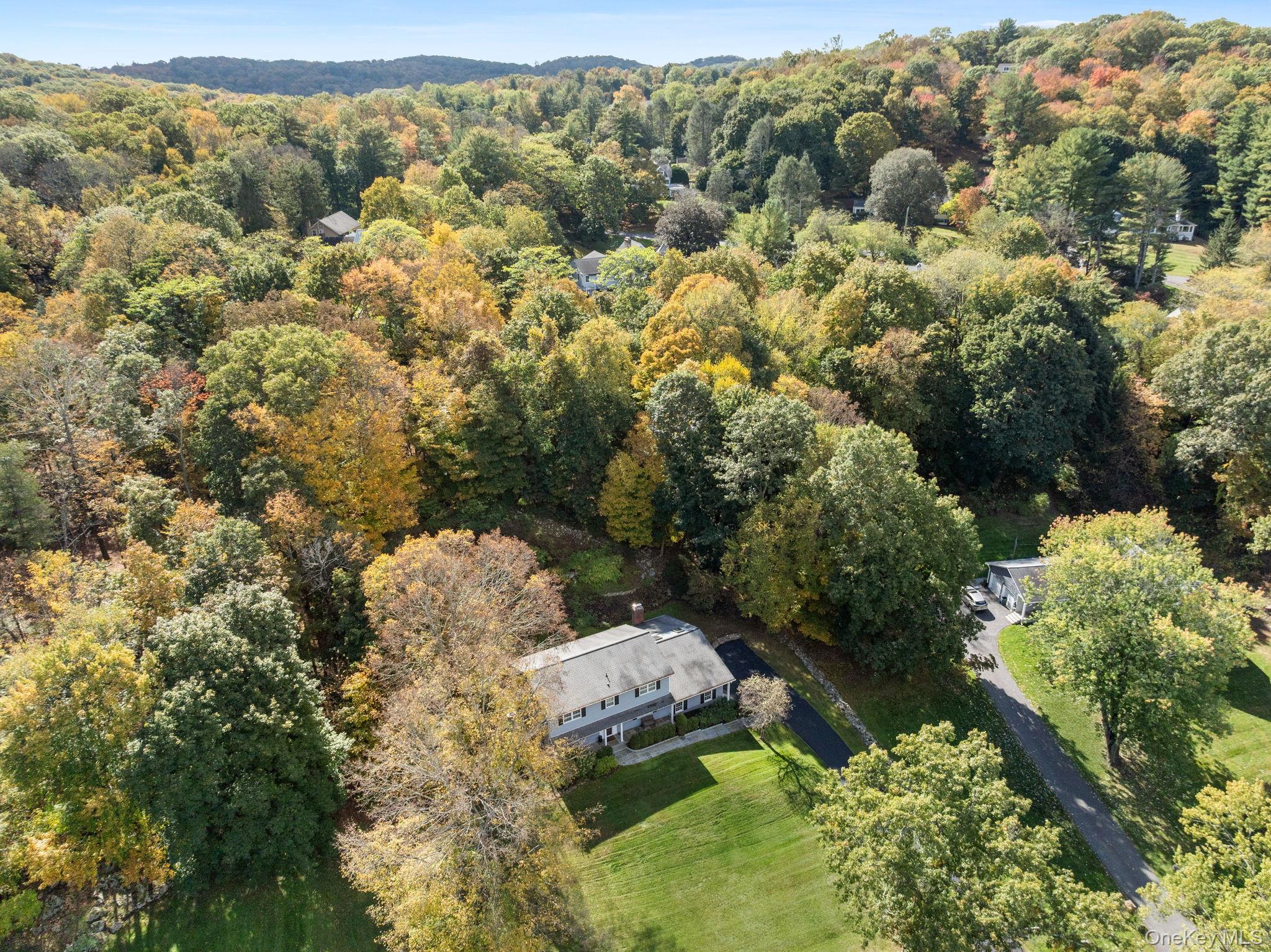 9 Whitlaw Lane, Chappaqua, NY 10514