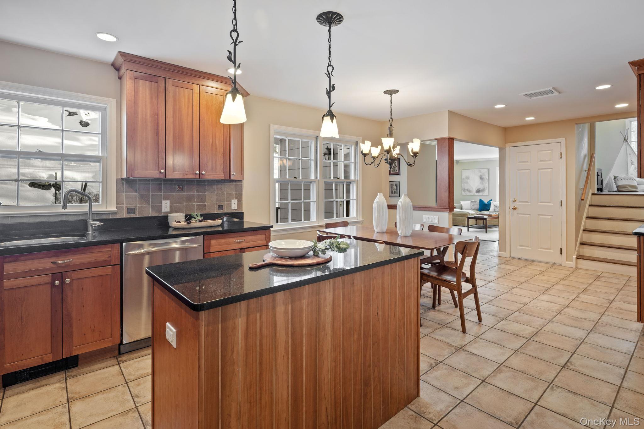 9 Whitlaw Lane, Chappaqua, NY 10514