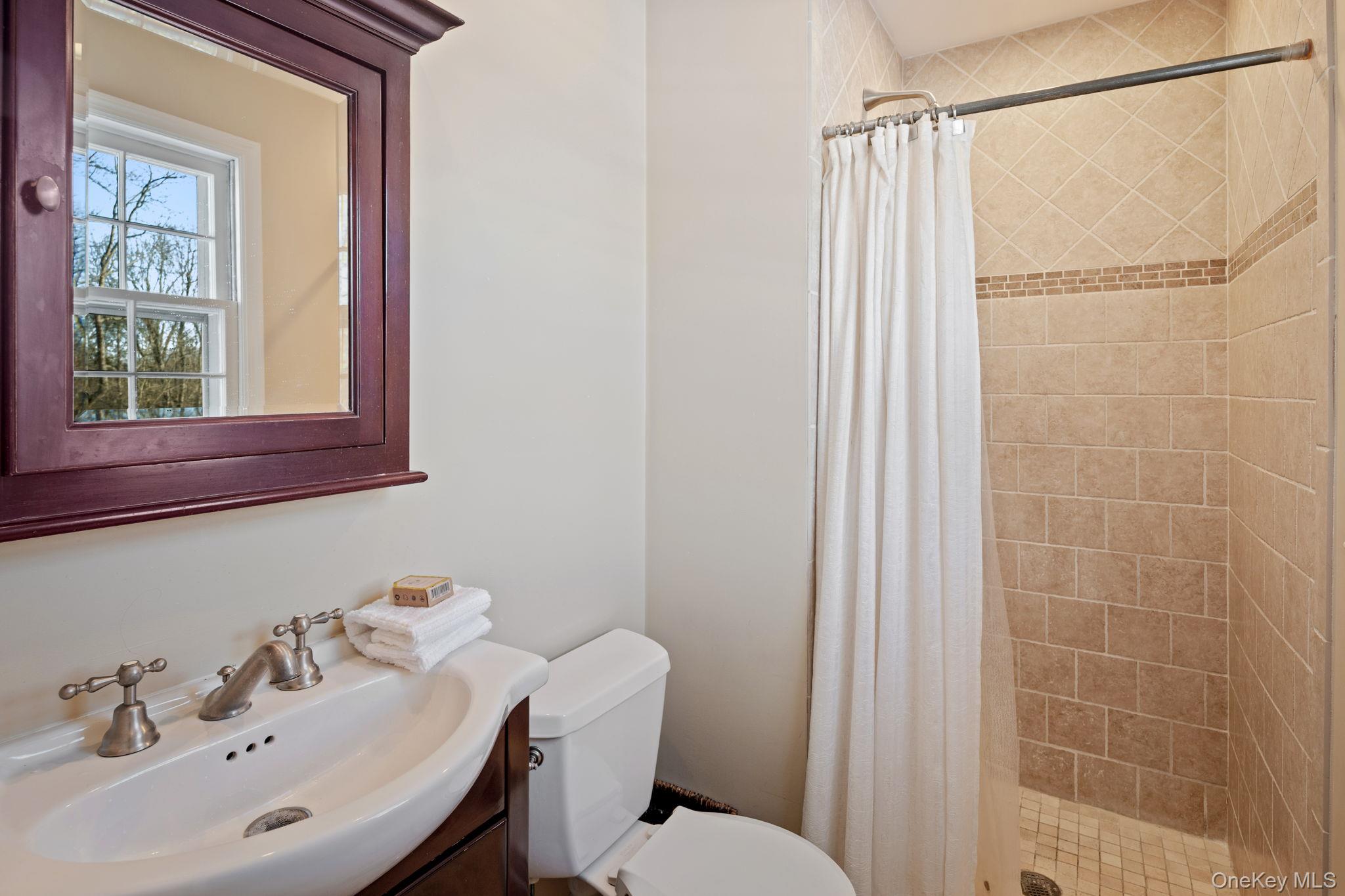 9 Whitlaw Lane, Chappaqua, NY 10514