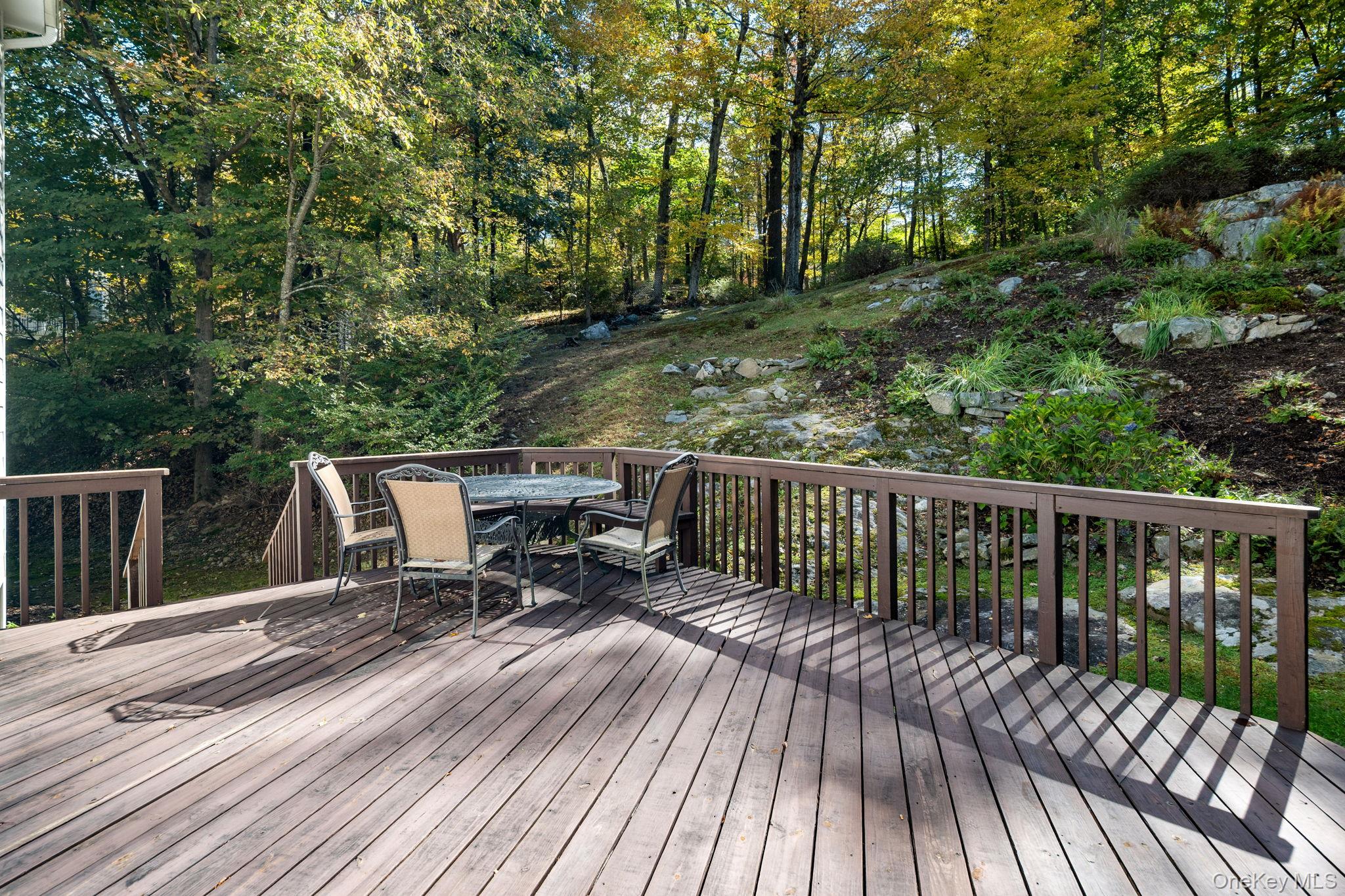 9 Whitlaw Lane, Chappaqua, NY 10514